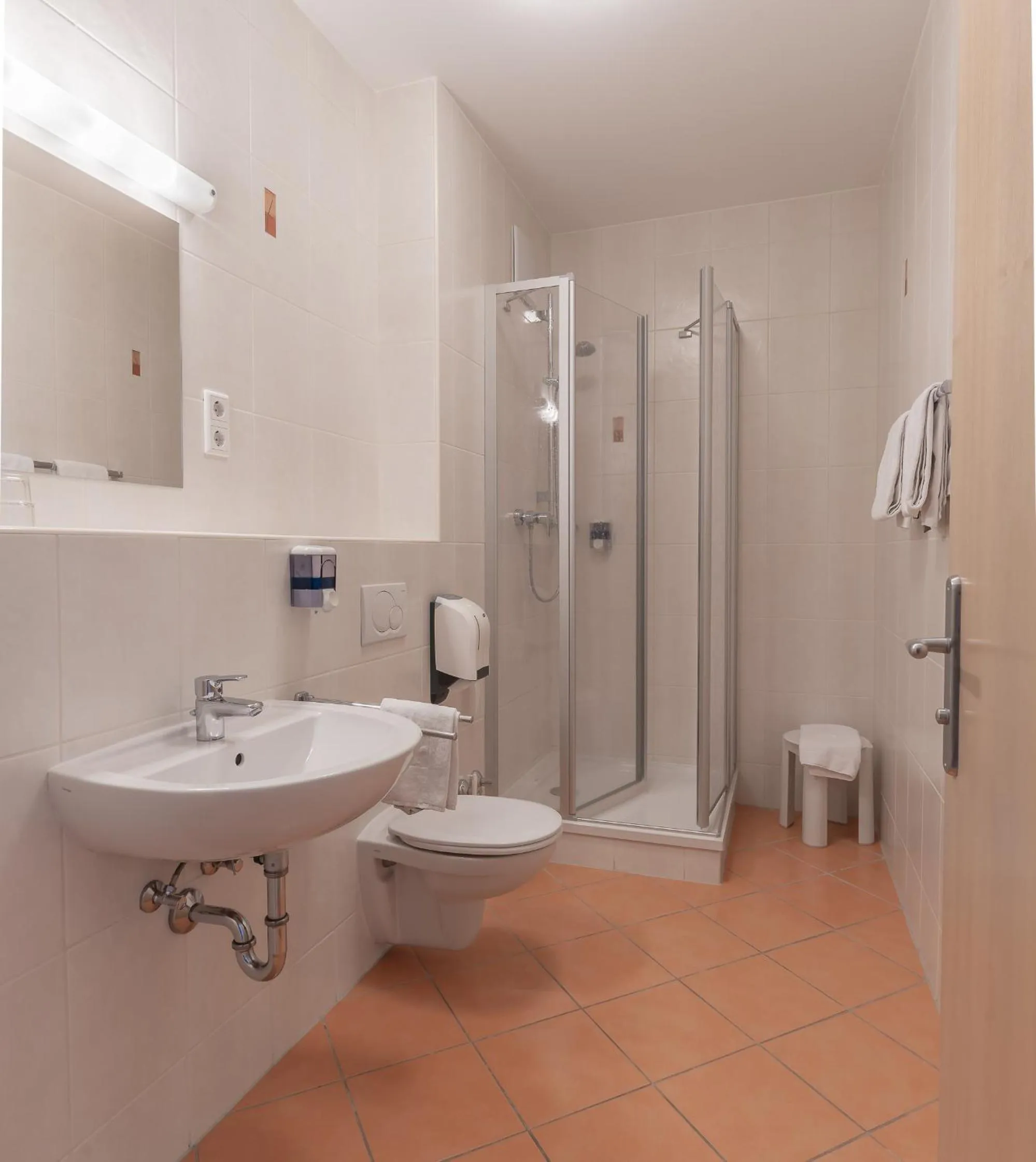 Shower in Hotel Kindler 2,0 Self-Check-In