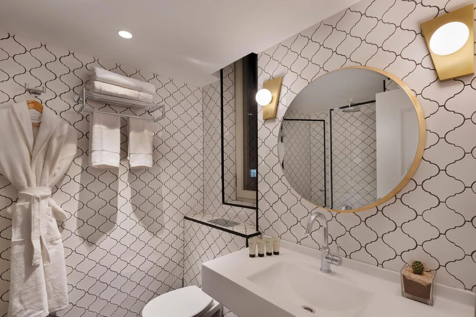 Toilet in Sam&Blondi