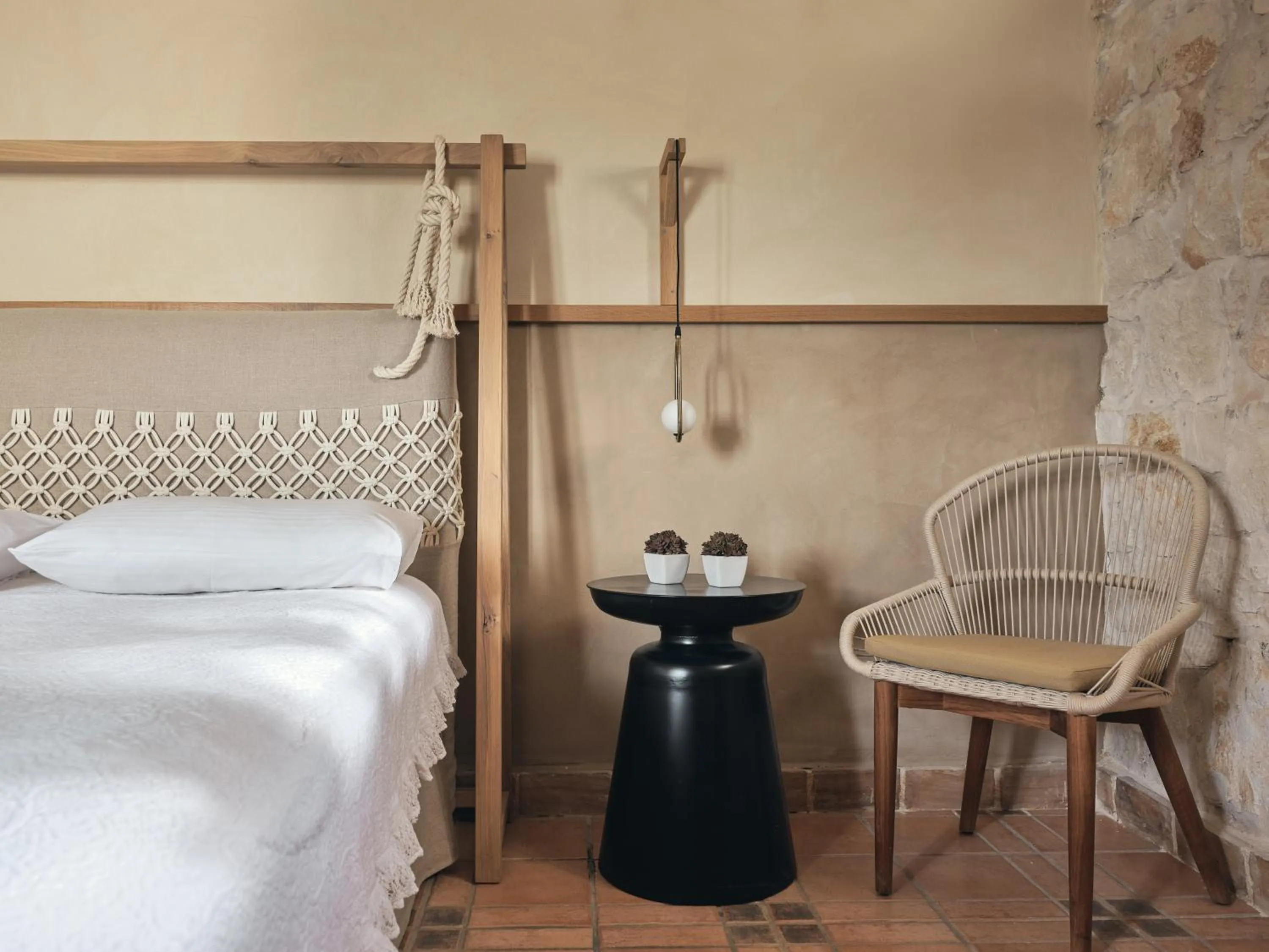 Bedroom, Bed in Leeda's Village