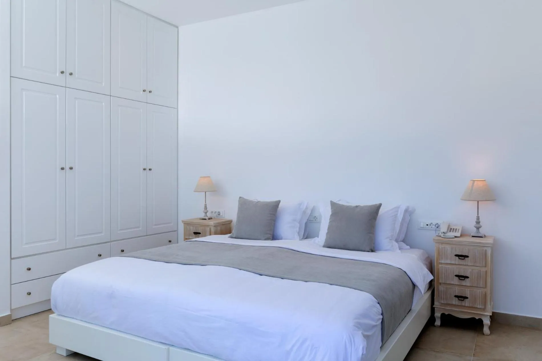 Bed in Secret View Hotel