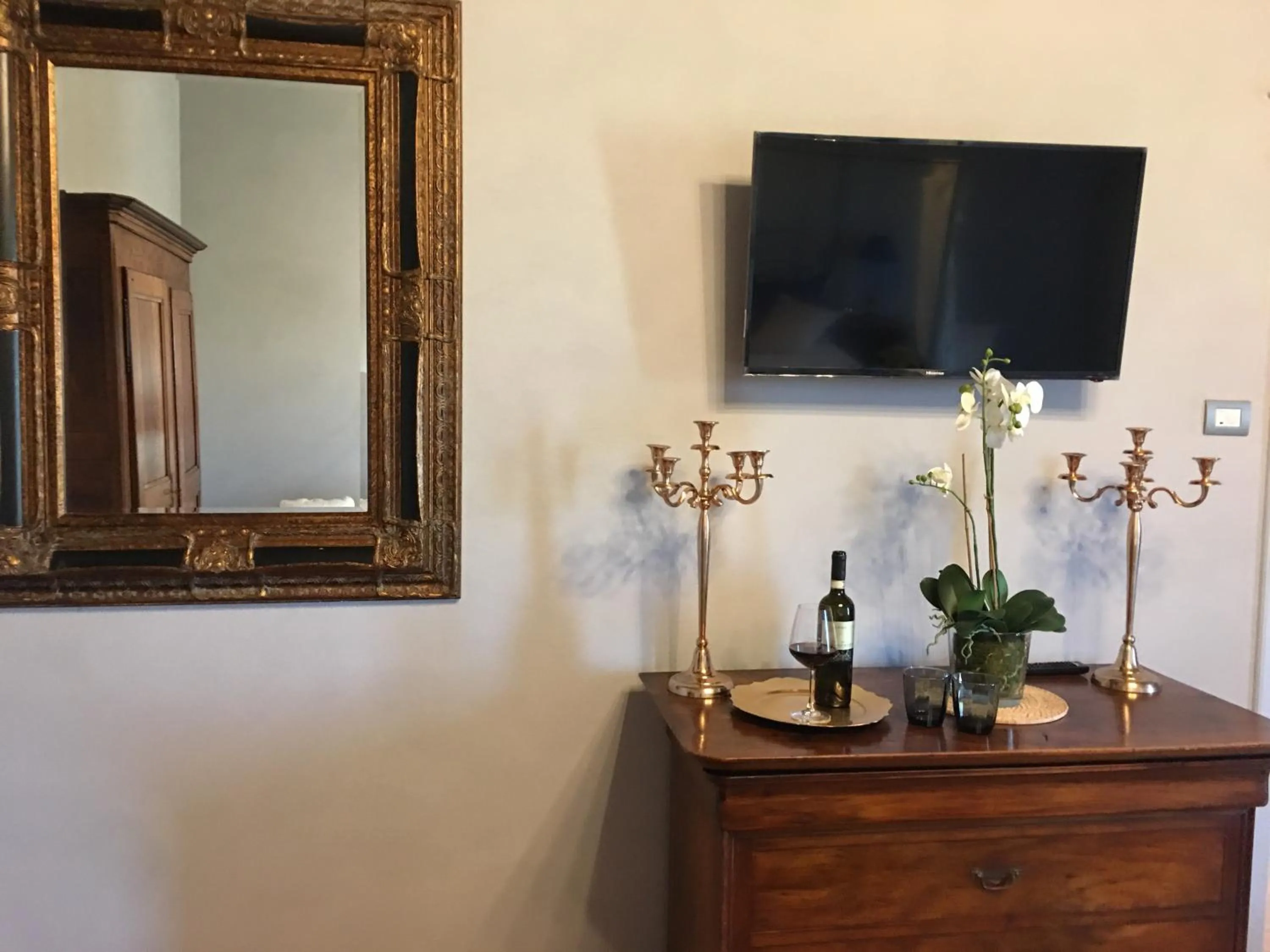 Cordella In Valdorcia Truffle and Olive Oil Resort