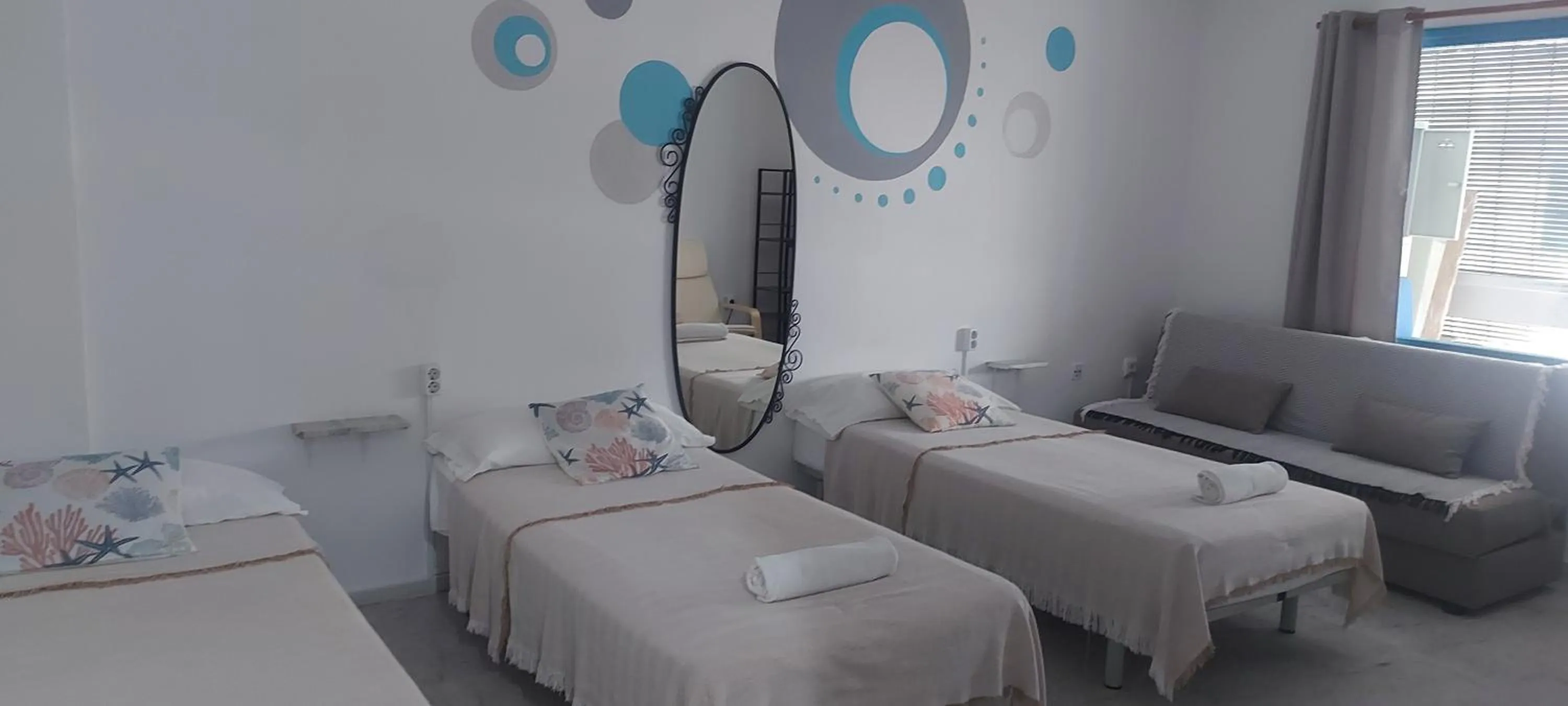 Photo of the whole room, Bed in Coordenadas Ibiza