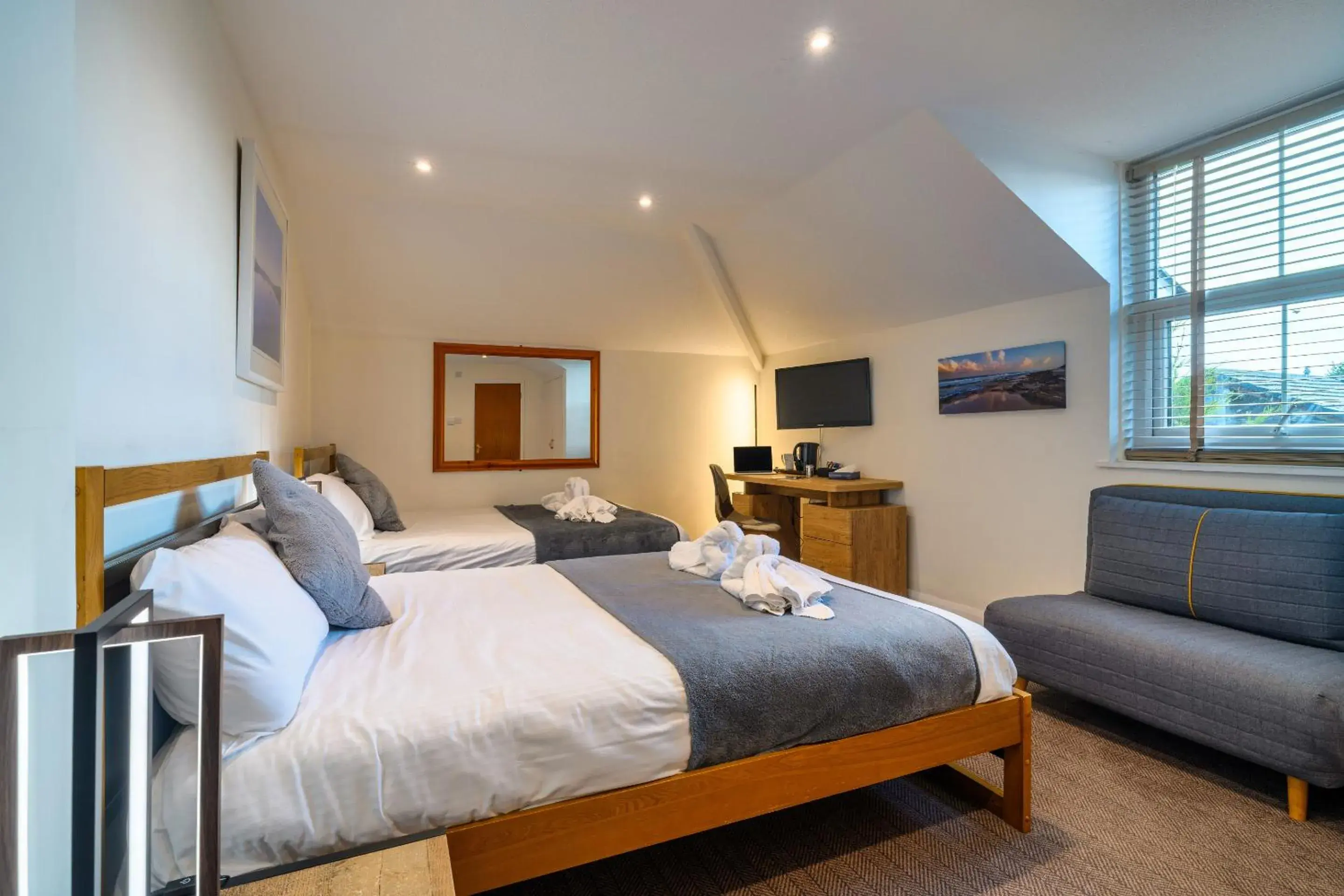 Family Room in The Victoria Inn Family Room in The Victoria Inn