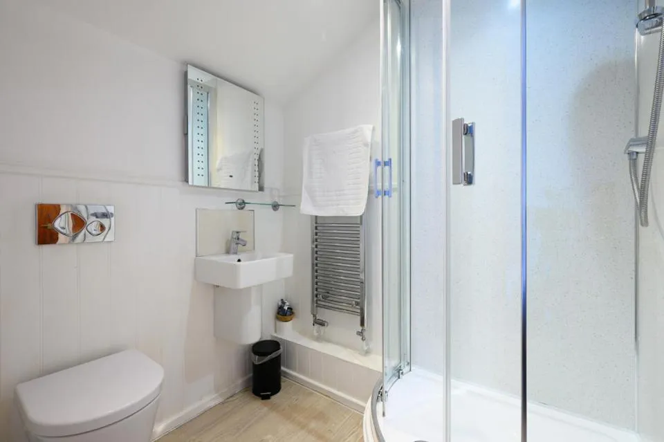 Bathroom in The Victoria Inn