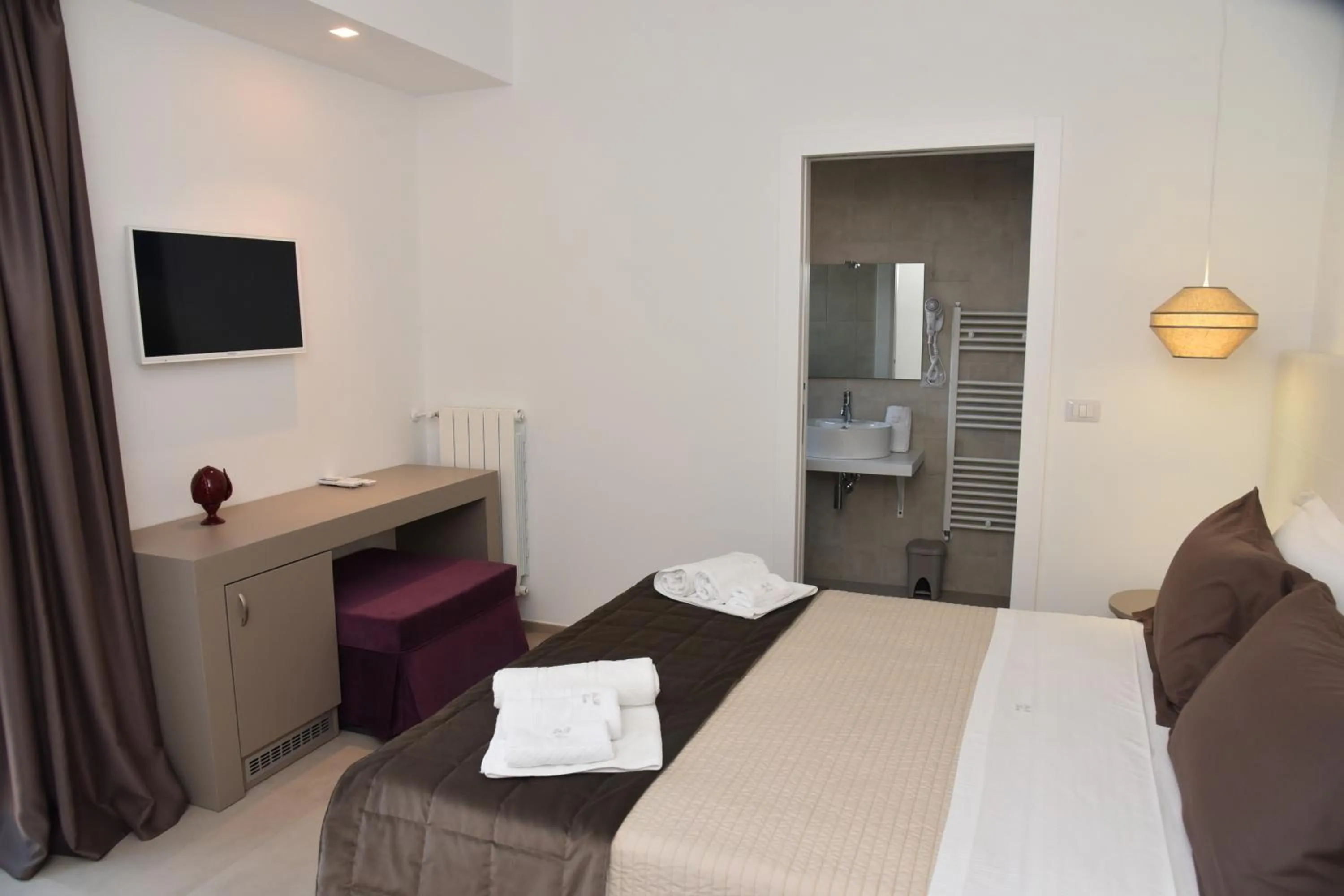 Photo of the whole room, Bed in B&B Rose