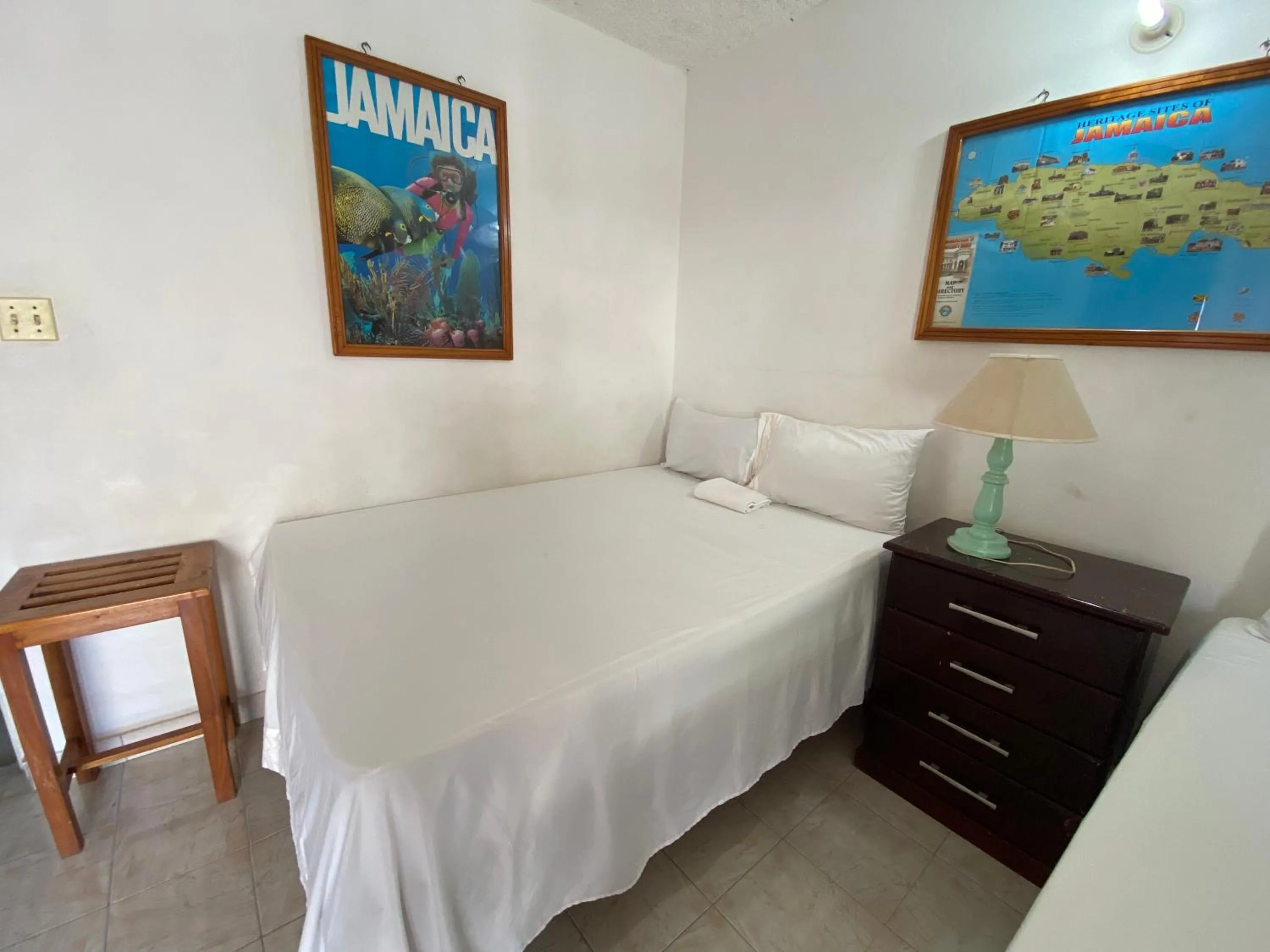 Bed in Westport Cottage