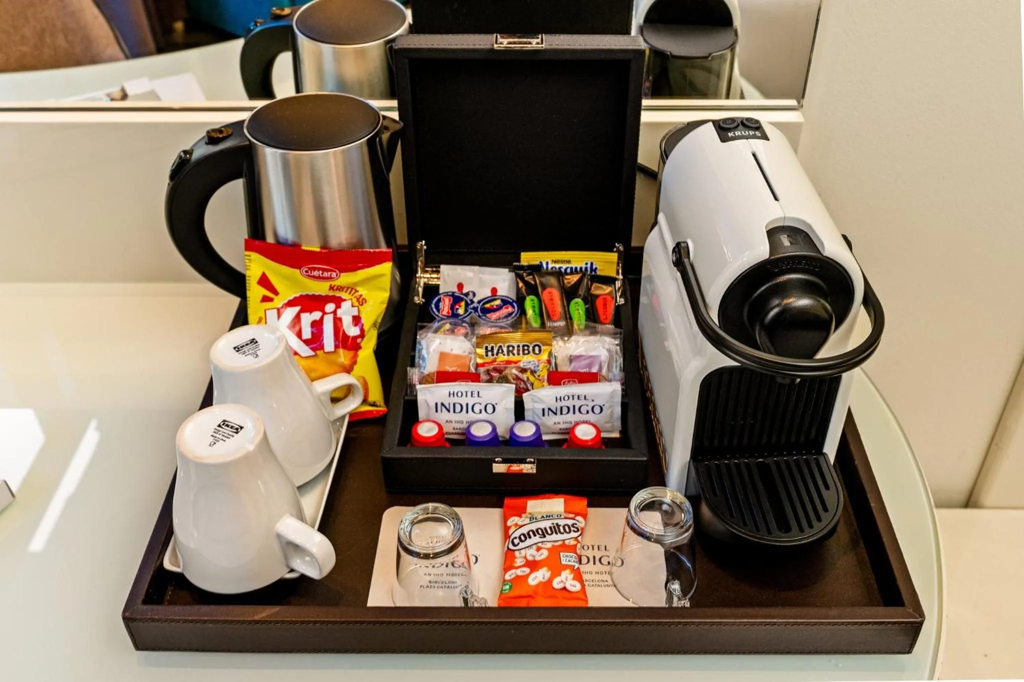 Photo of the whole room in Hotel Indigo Barcelona - Plaza Catalunya 4Sup by IHG