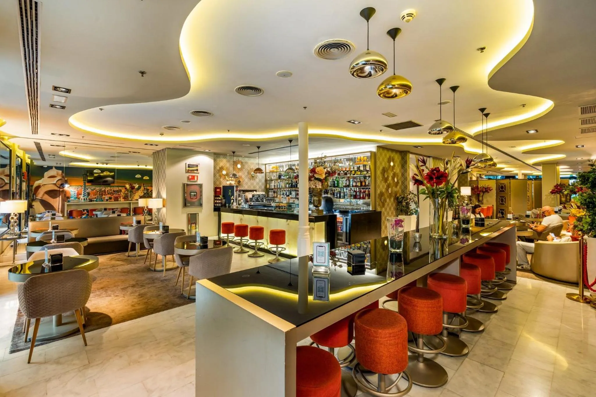 Lounge or bar in Hotel Indigo Barcelona - Plaza Catalunya 4Sup by IHG