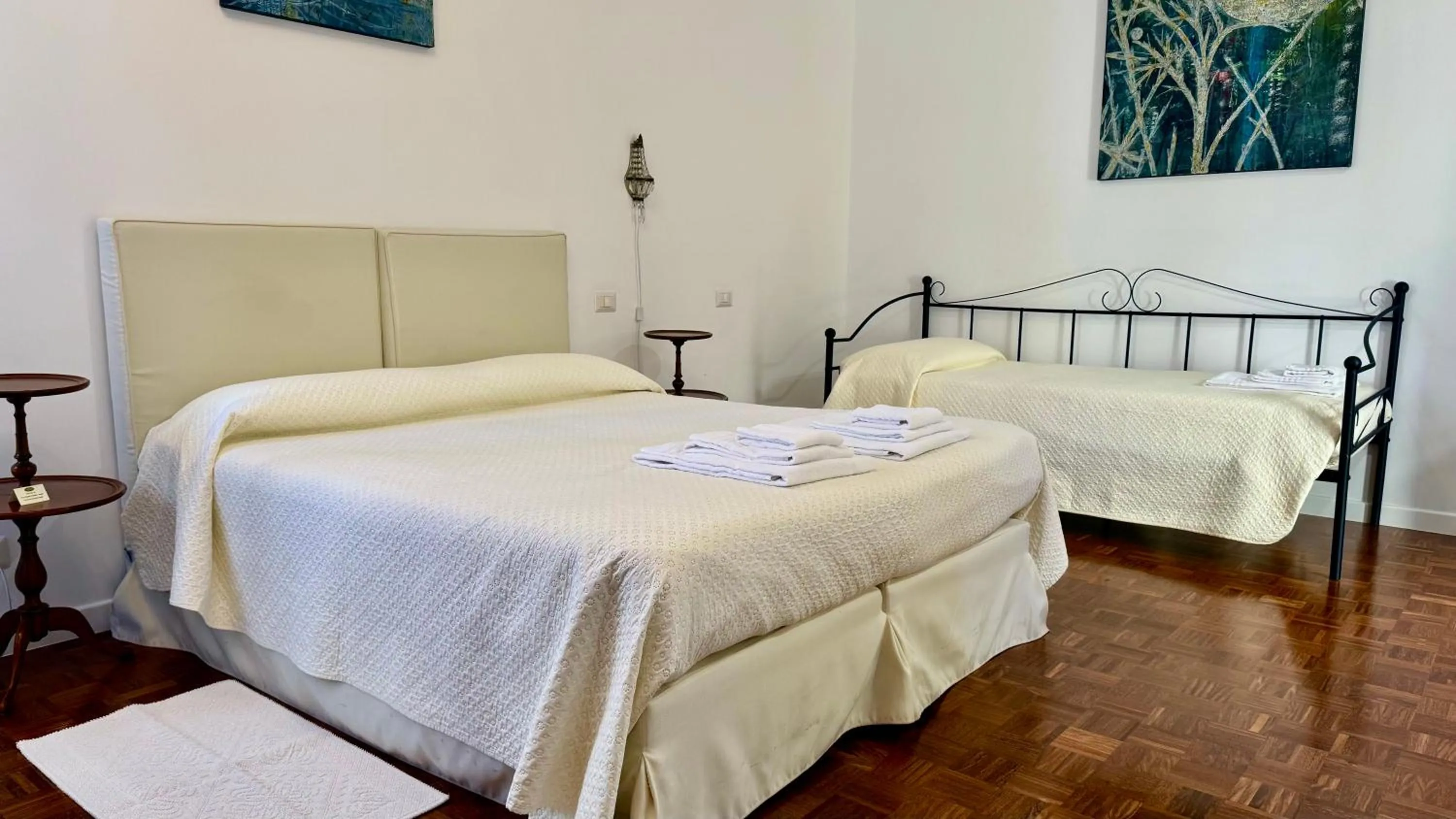 Bed in Locanda dei Buoni e Cattivi