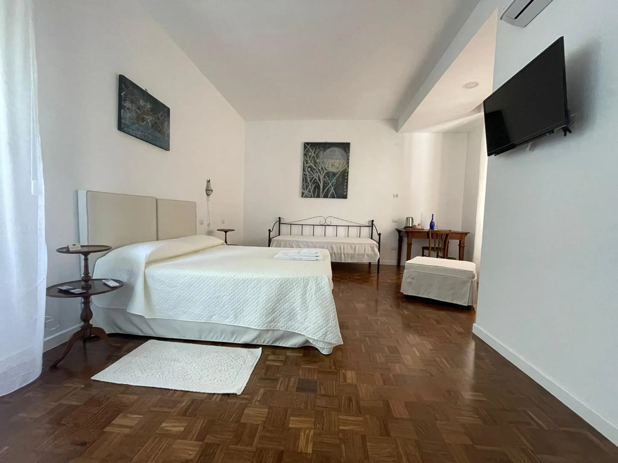 Bed in Locanda dei Buoni e Cattivi