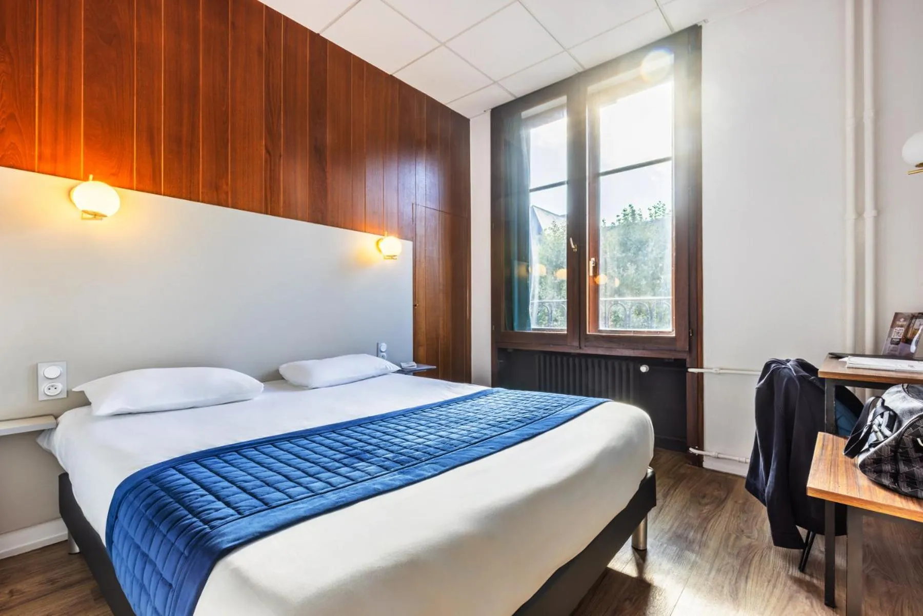 Bed in Hotel Bristol Metz Centre Gare