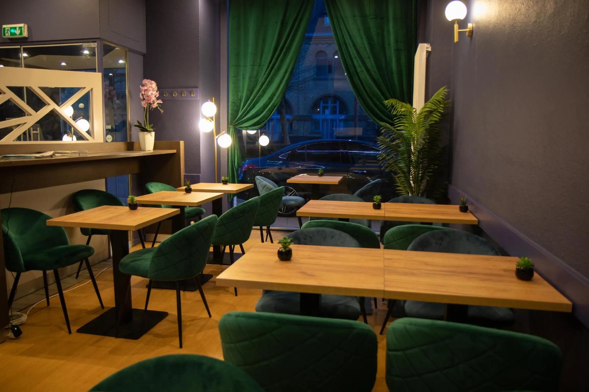 Living room in Hotel Bristol Metz Centre Gare