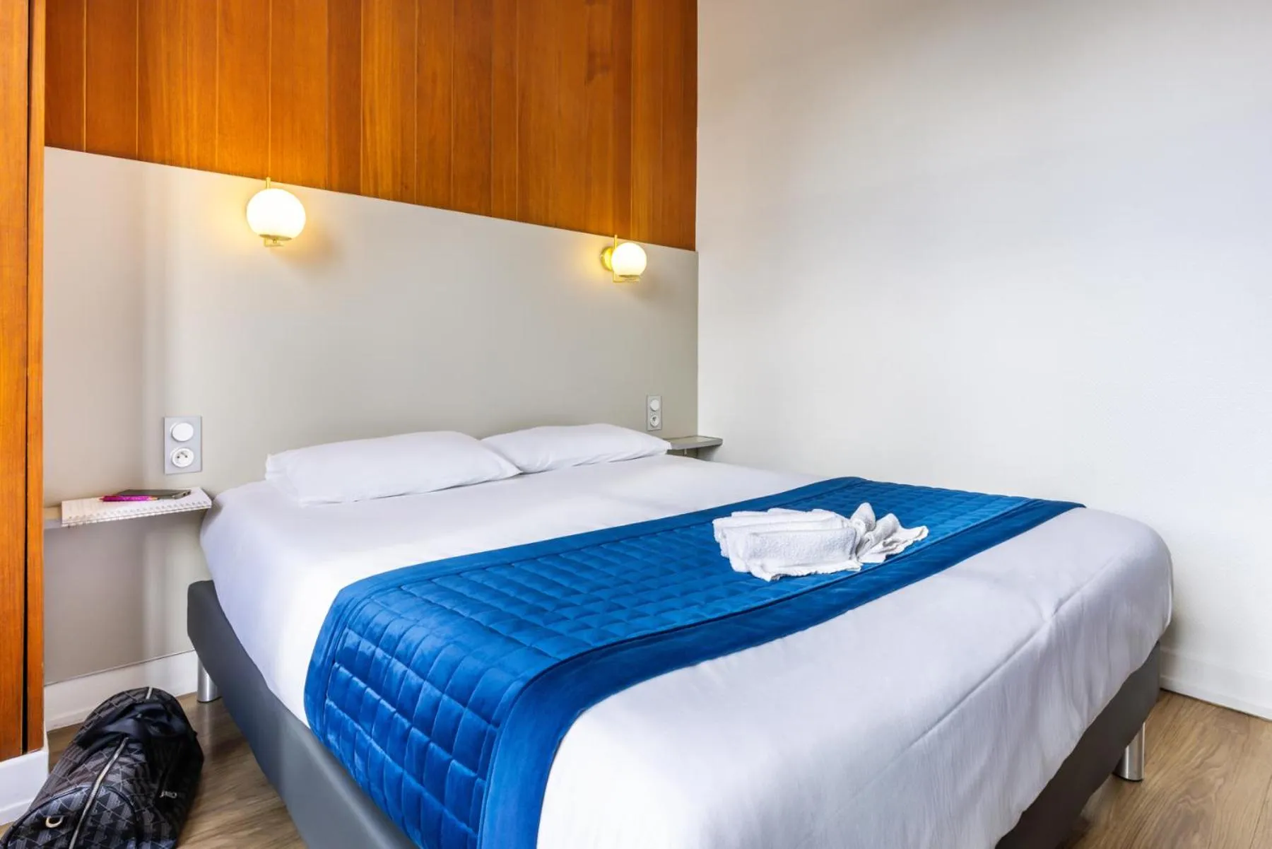 Bed in Hotel Bristol Metz Centre Gare