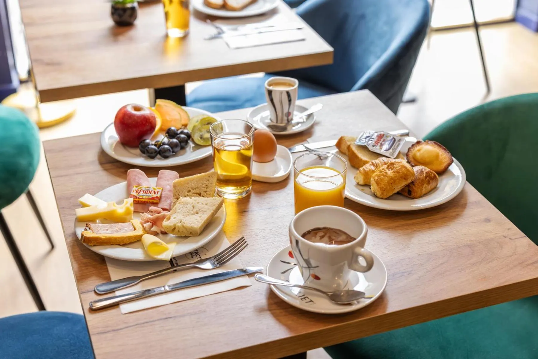 Food and drinks in Hotel Bristol Metz Centre Gare