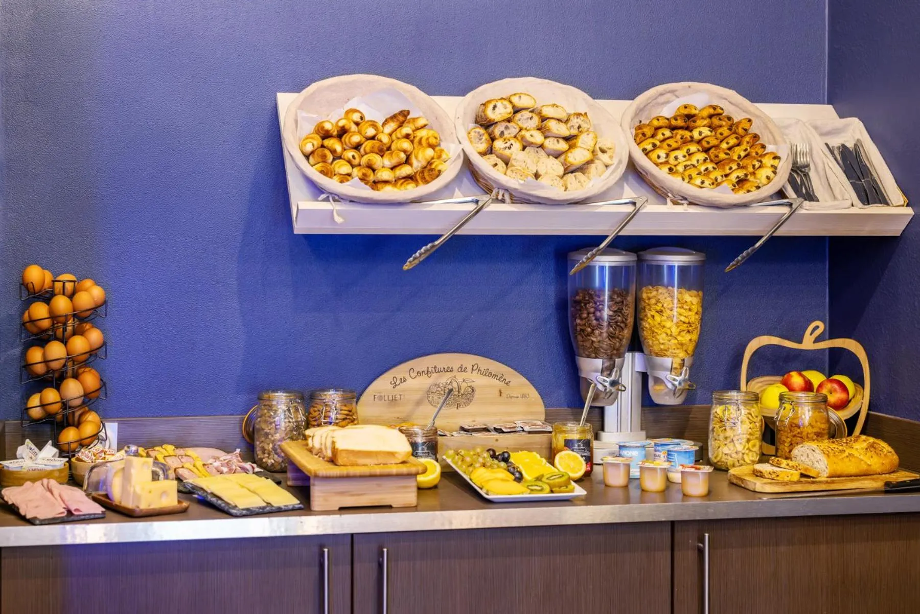 Breakfast in Hotel Bristol Metz Centre Gare