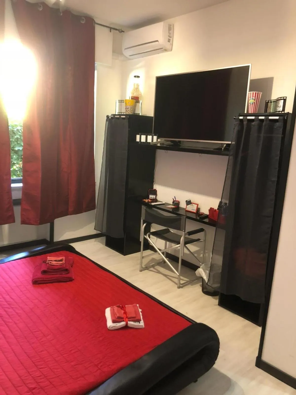 TV and multimedia, Bed in B&B Il Sognatore