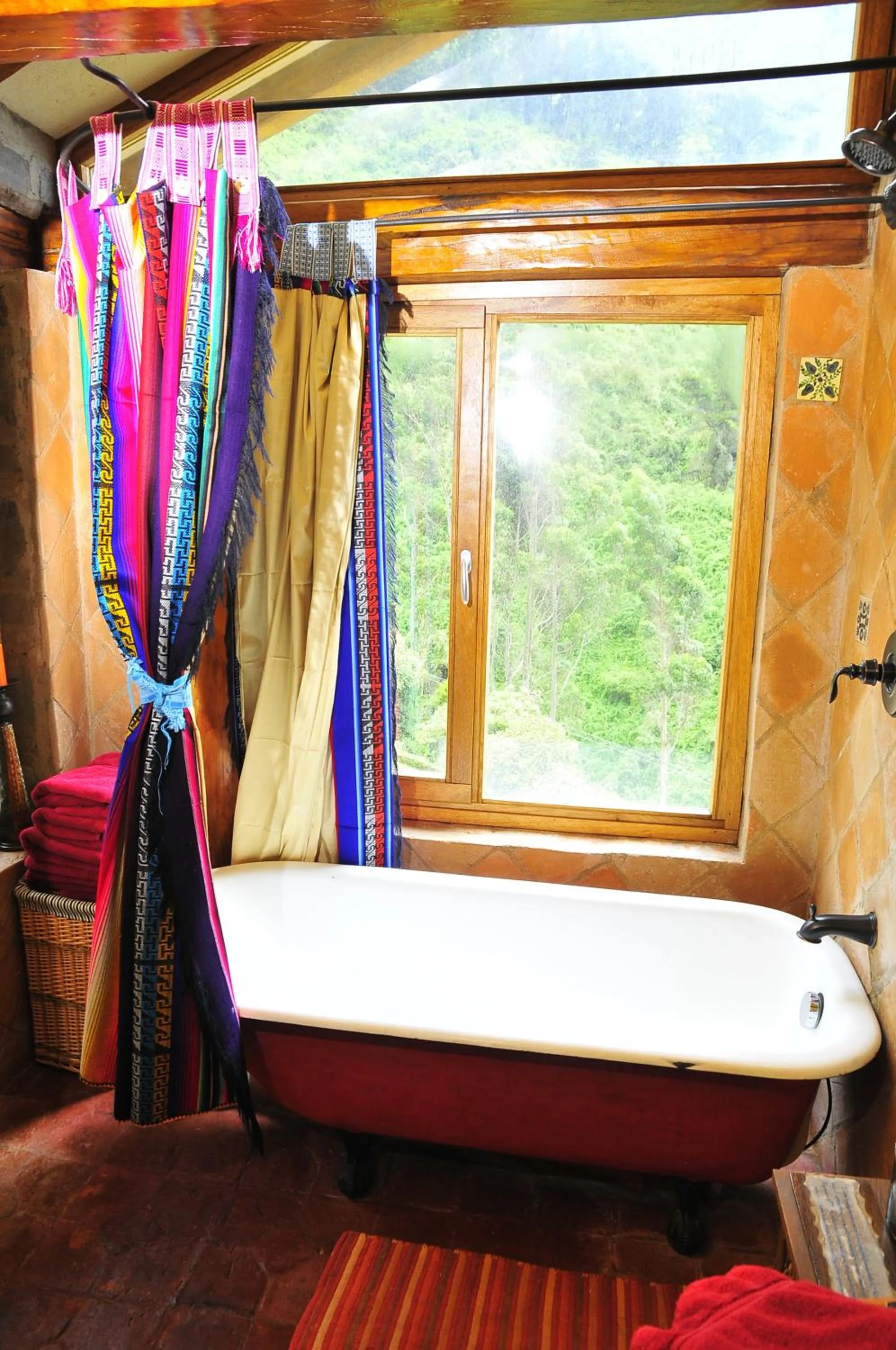 Photo of the whole room, Bed in Hacienda Rumiloma