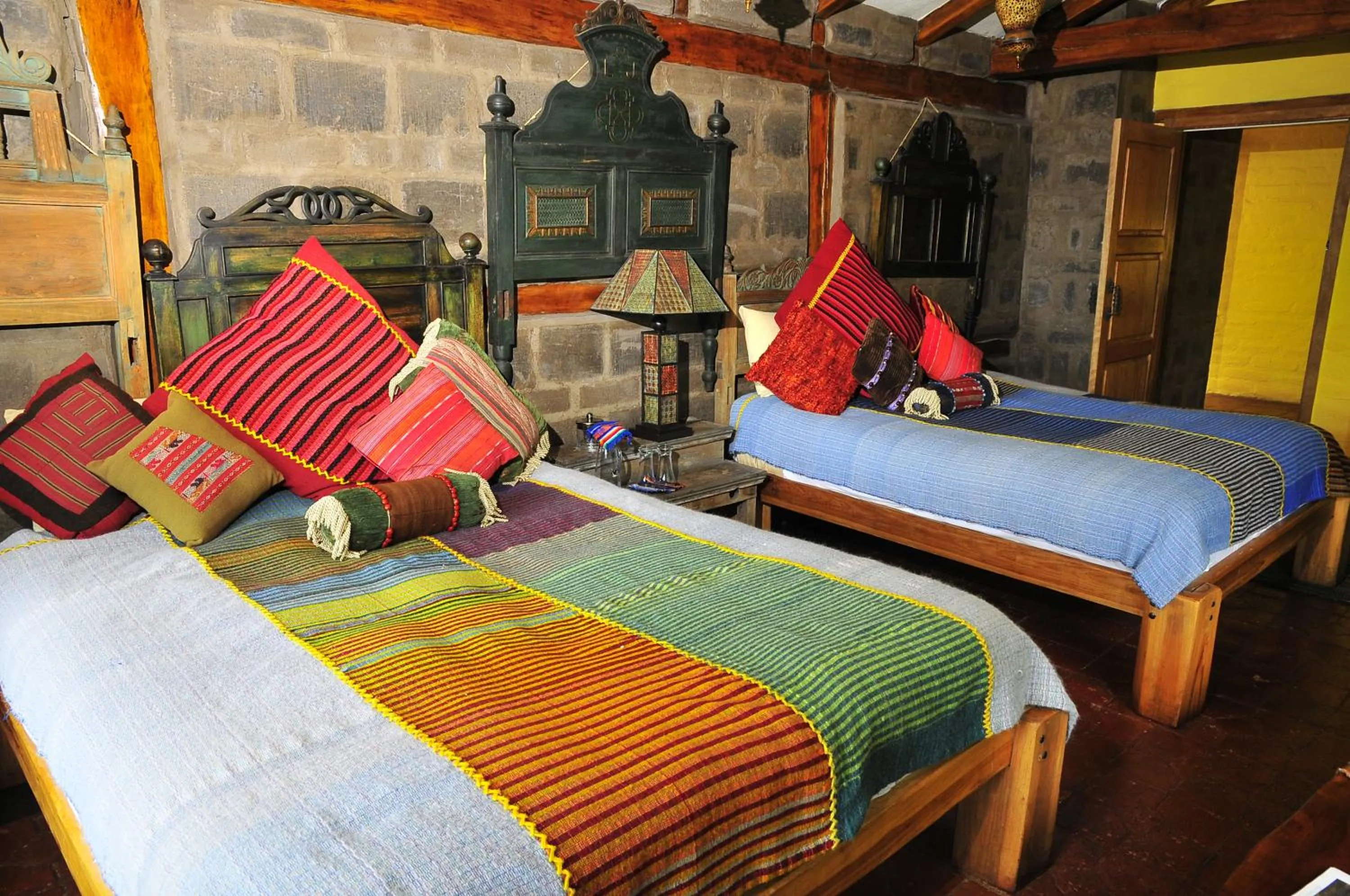 Photo of the whole room, Bed in Hacienda Rumiloma
