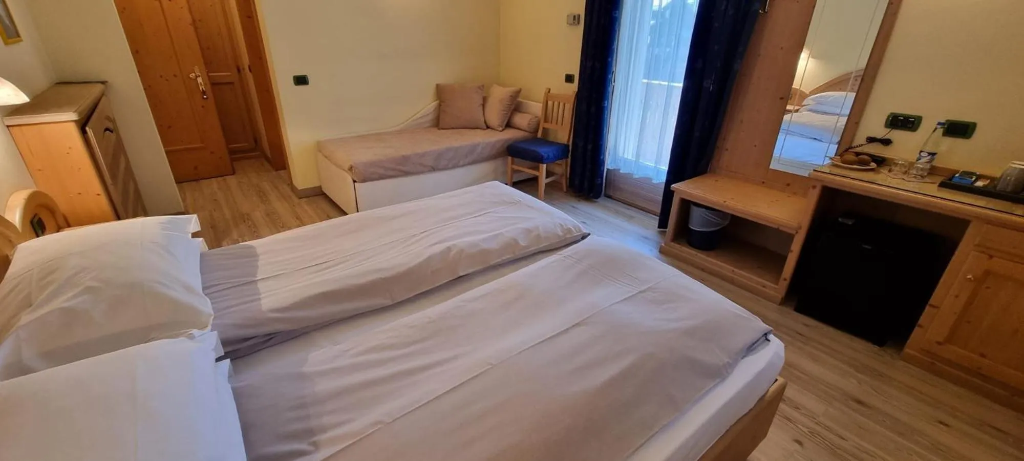 Bed in Hotel "La Suisse"