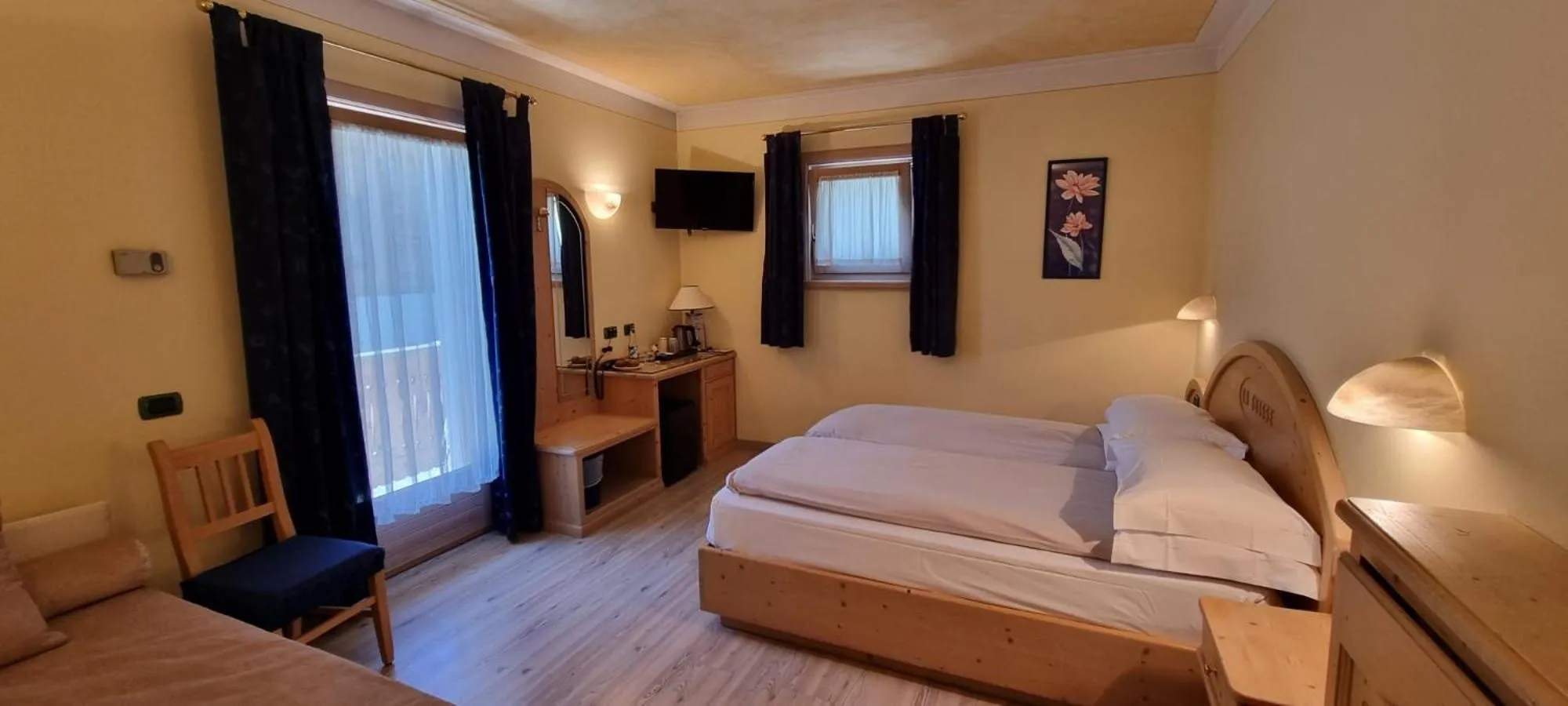 Bed in Hotel "La Suisse"