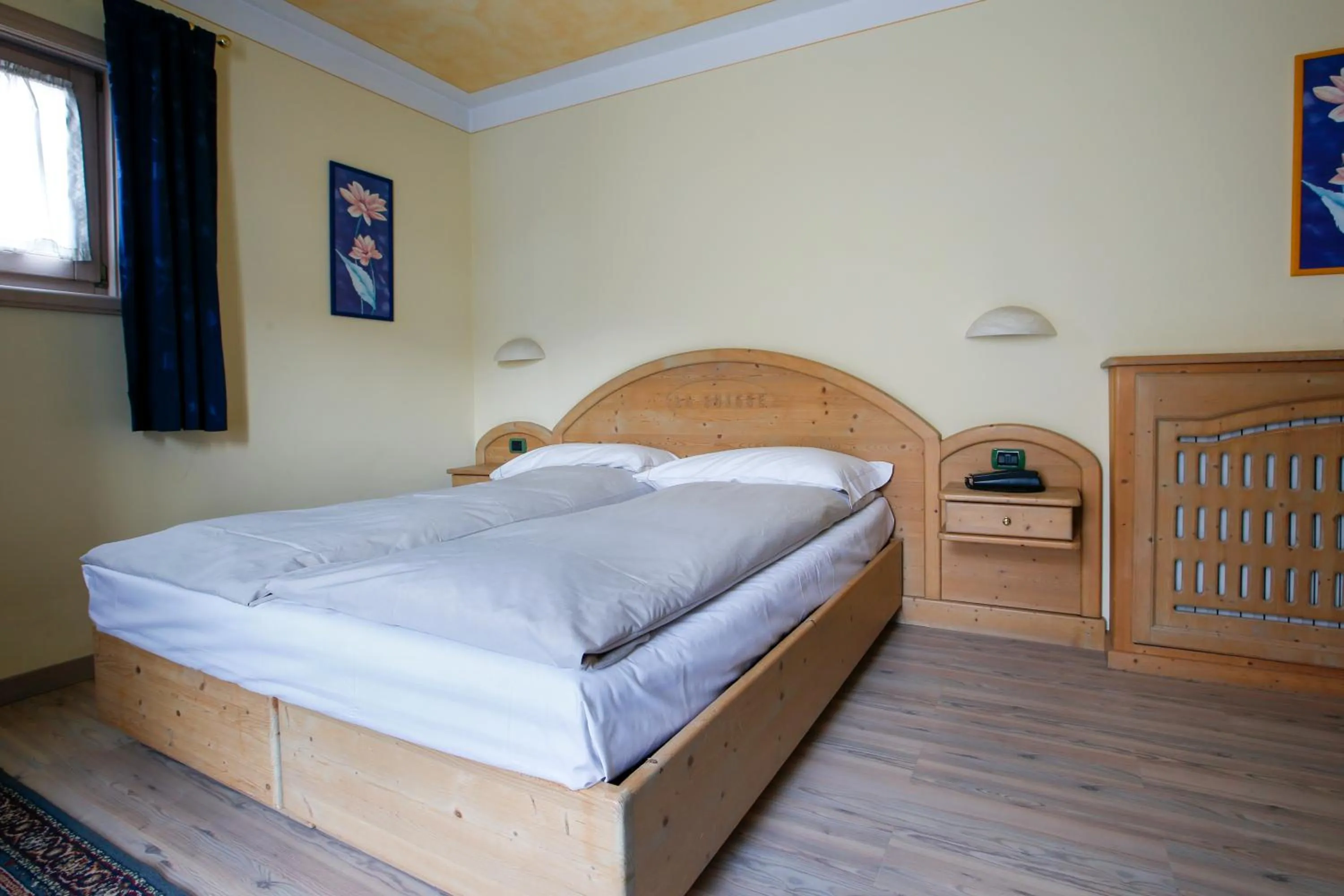 Bed in Hotel "La Suisse"