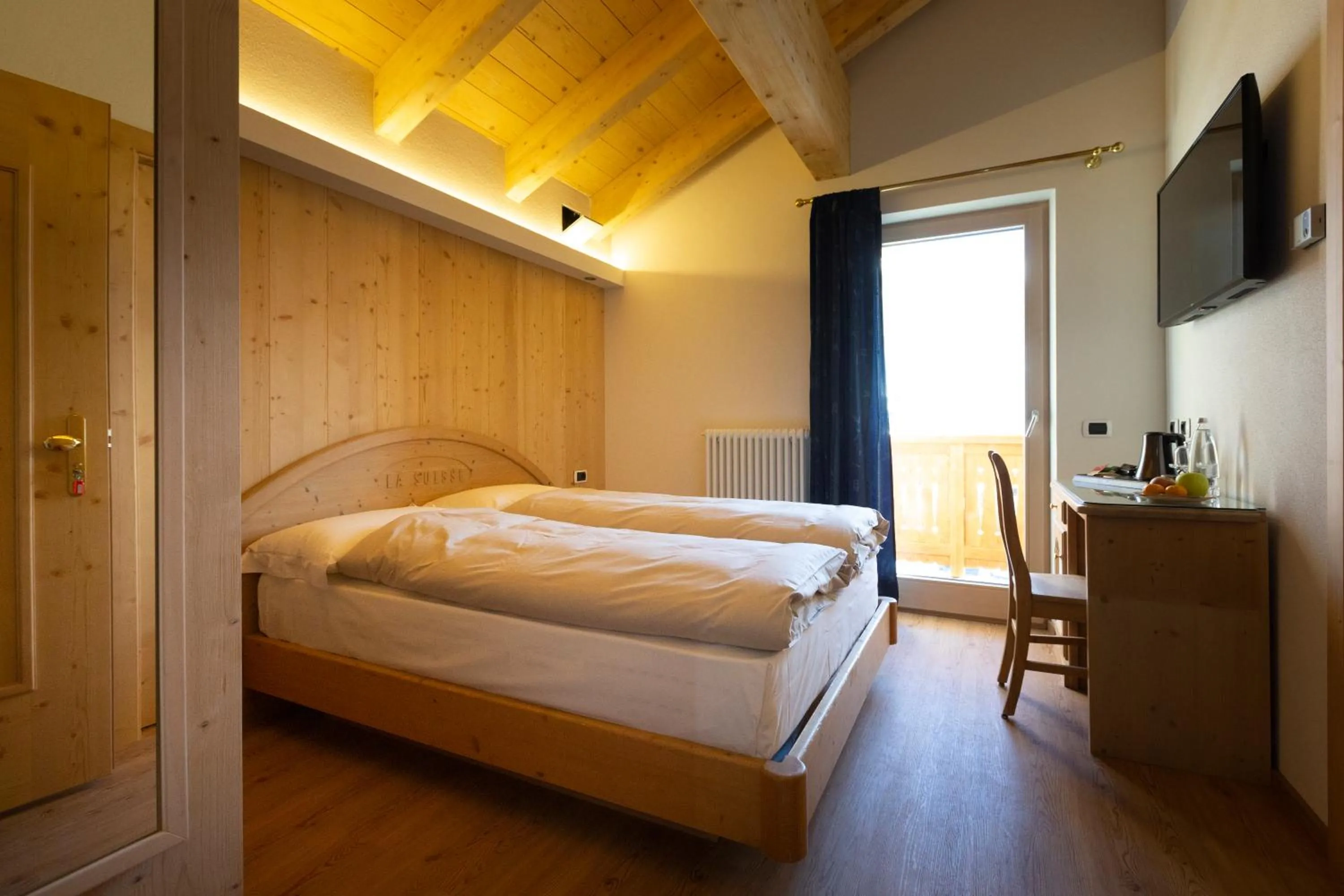 Bed in Hotel "La Suisse"