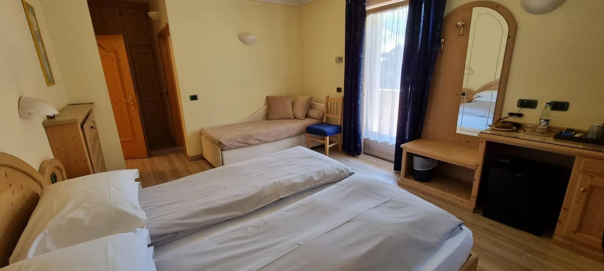 Bed in Hotel "La Suisse"