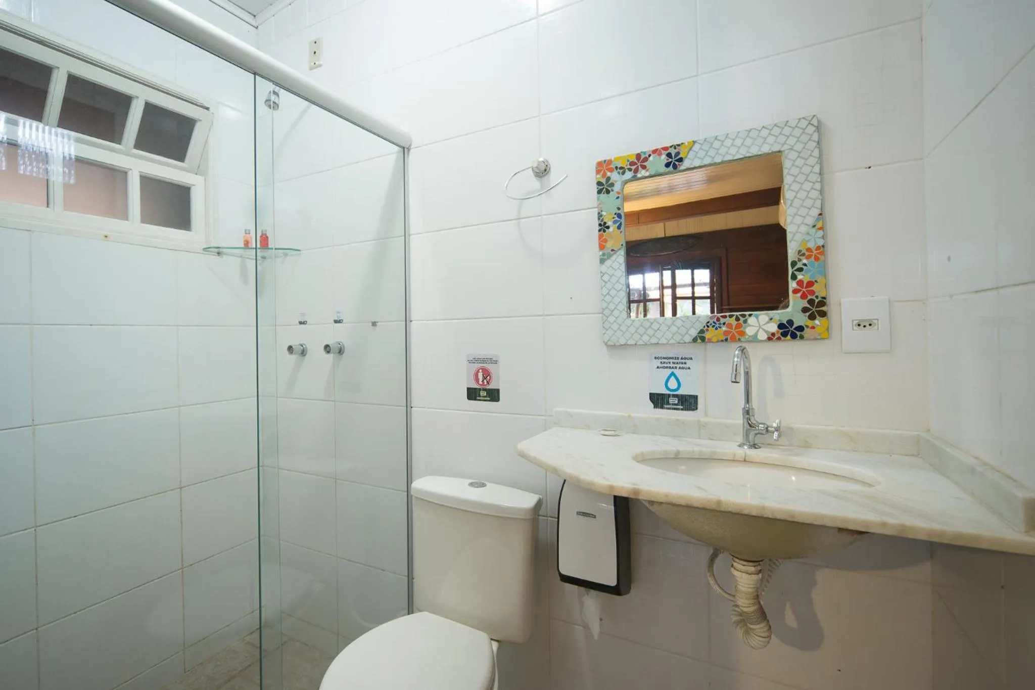 Bathroom in Pousada Treze Luas