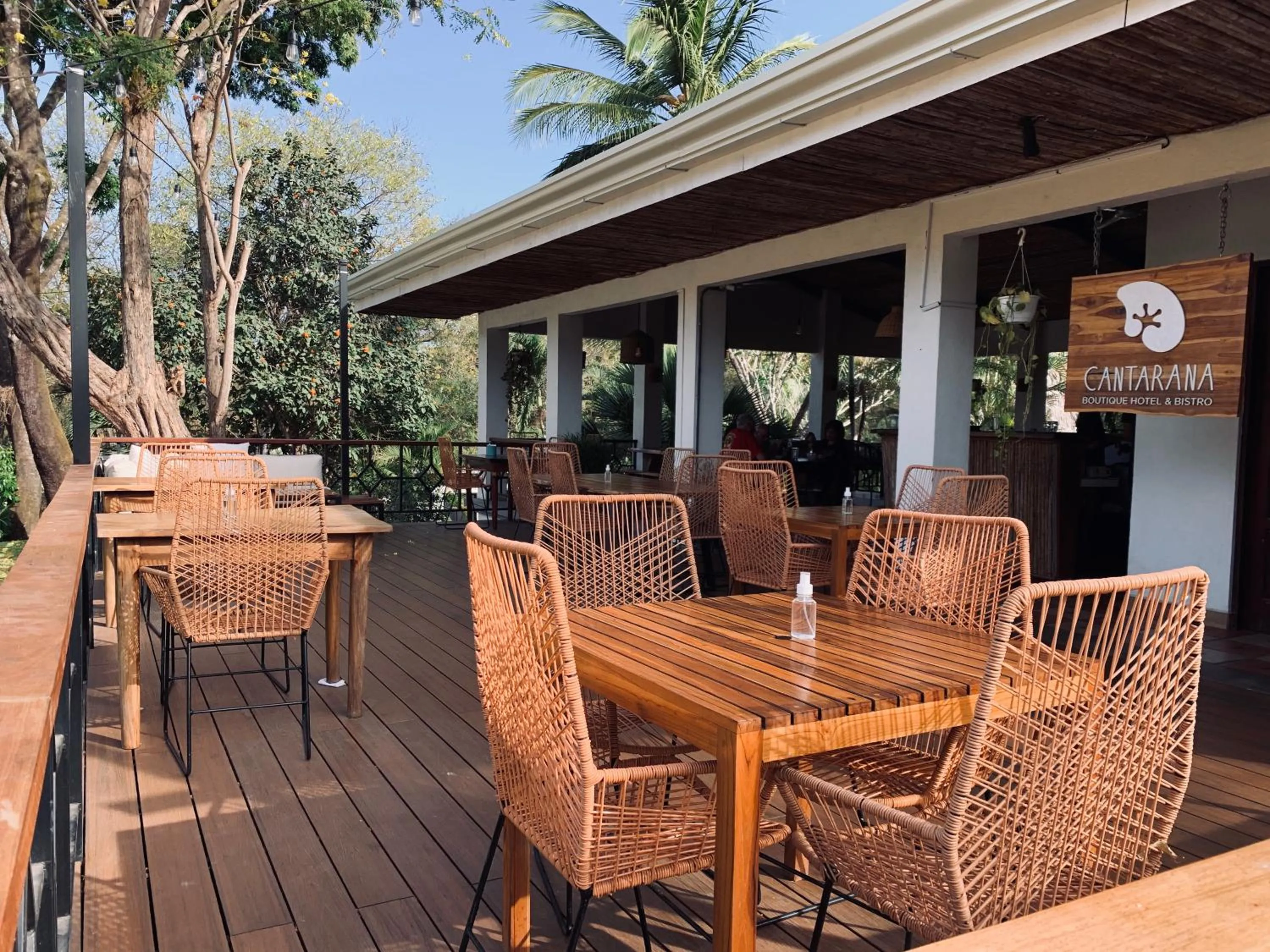 Restaurant/places to eat in Hotel Cantarana