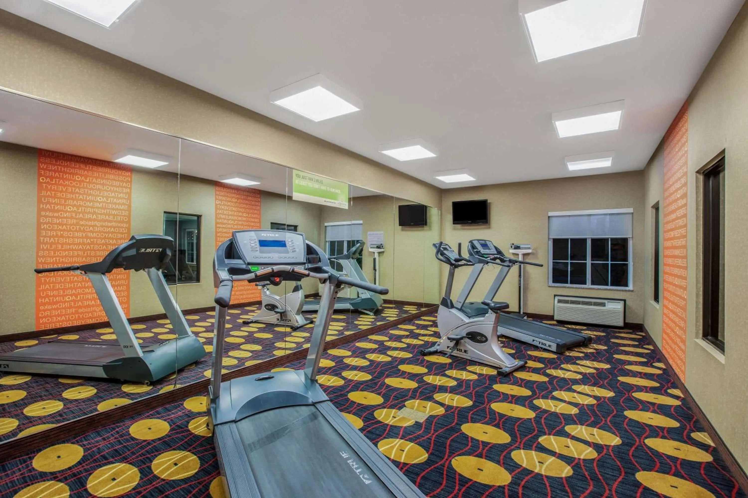 Fitness centre/facilities in La Quinta by Wyndham Conway
