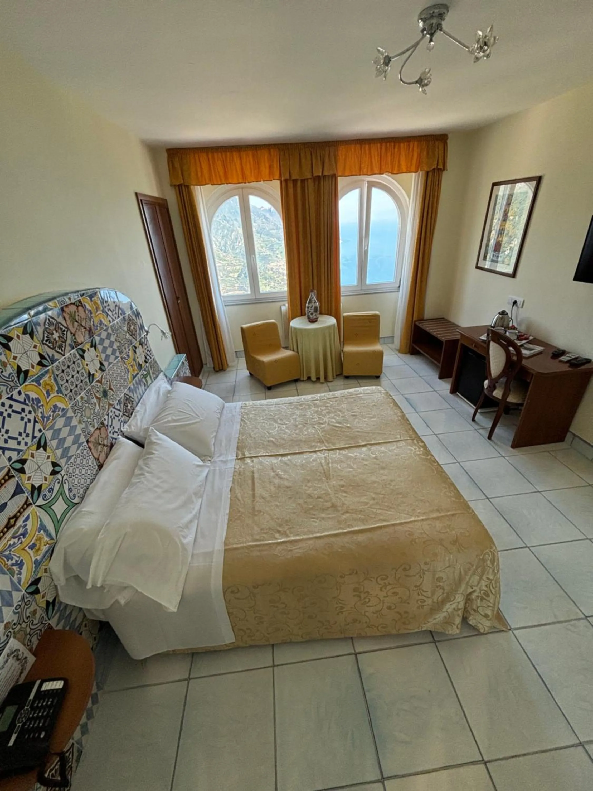 Bedroom, Bed in Hotel Bonadies