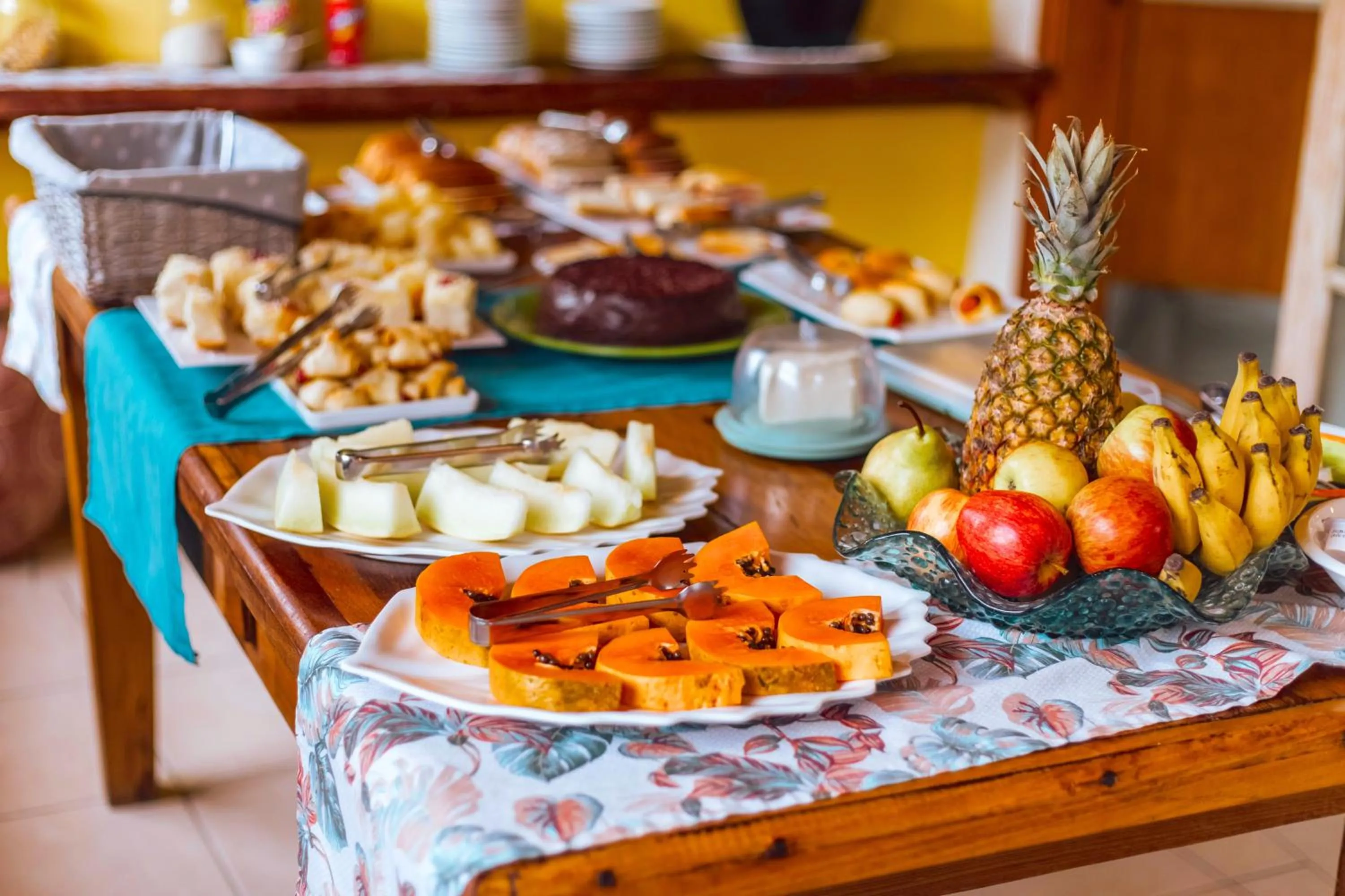 Breakfast in VELINN Pousada Villa Caiçara