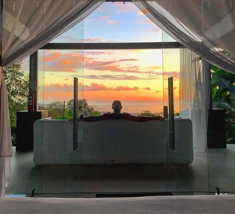 Sunset in Oxygen Jungle Villas & Spa