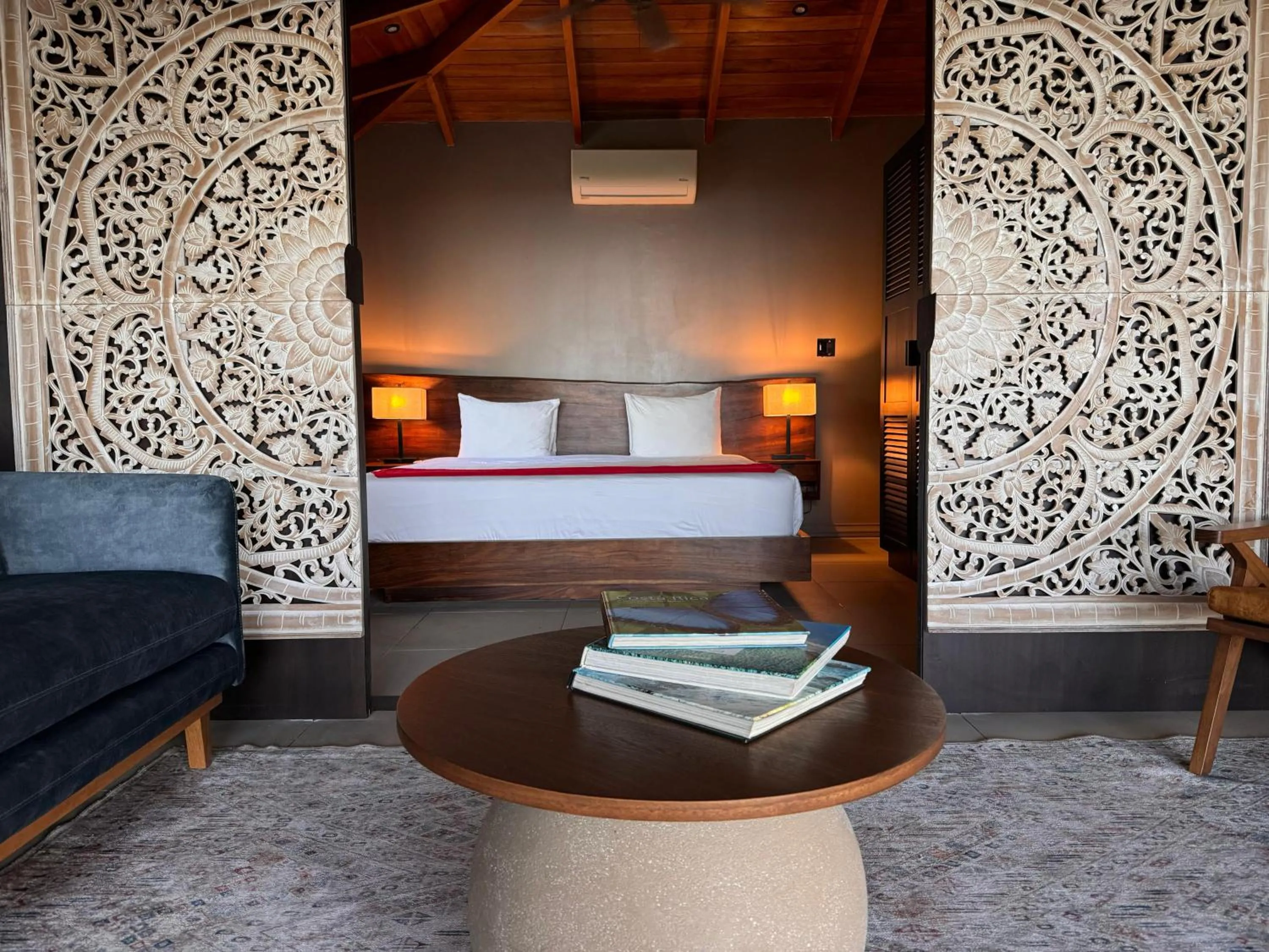 Bed in Oxygen Jungle Villas & Spa