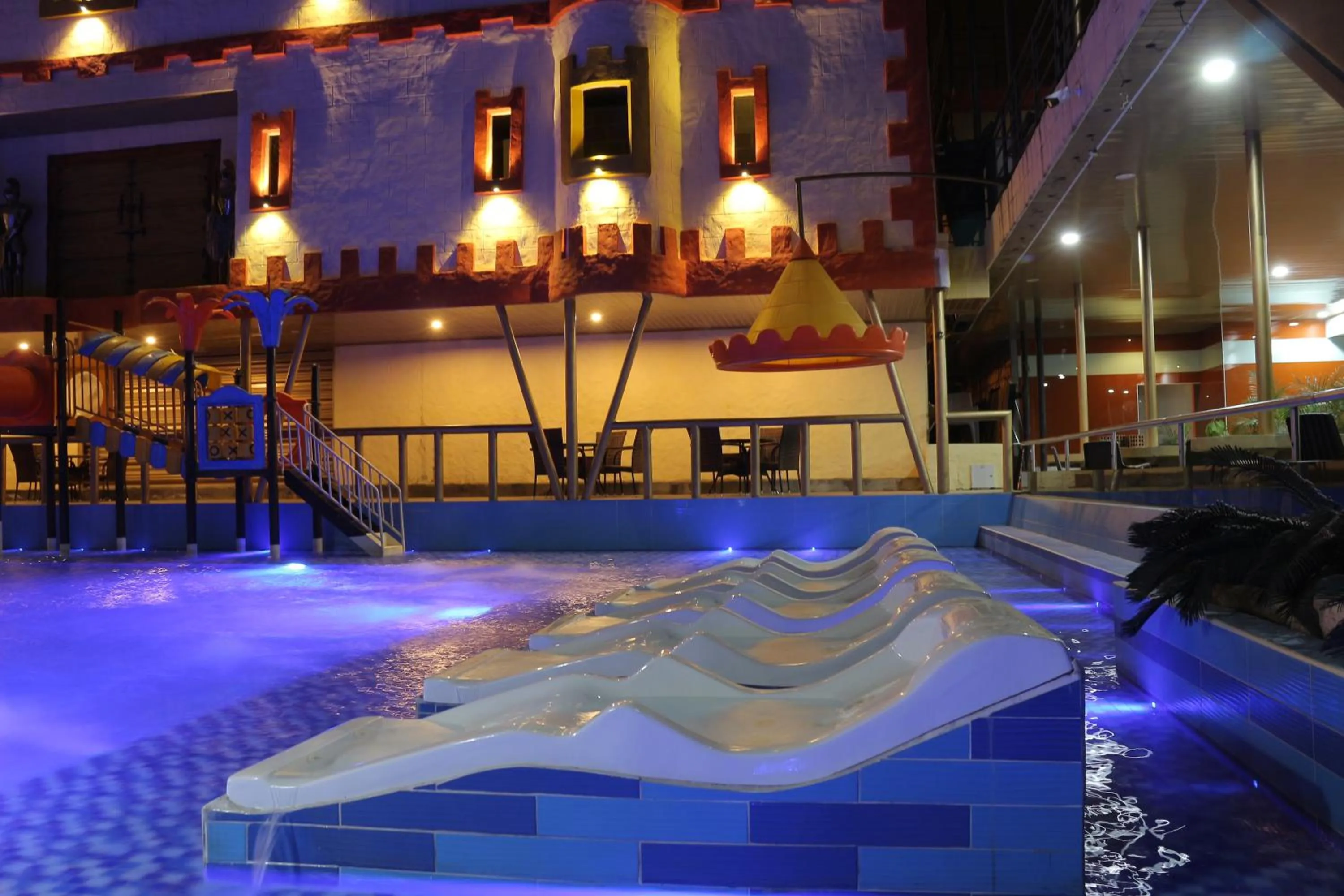 Swimming pool in Hotel Castillo Resort
