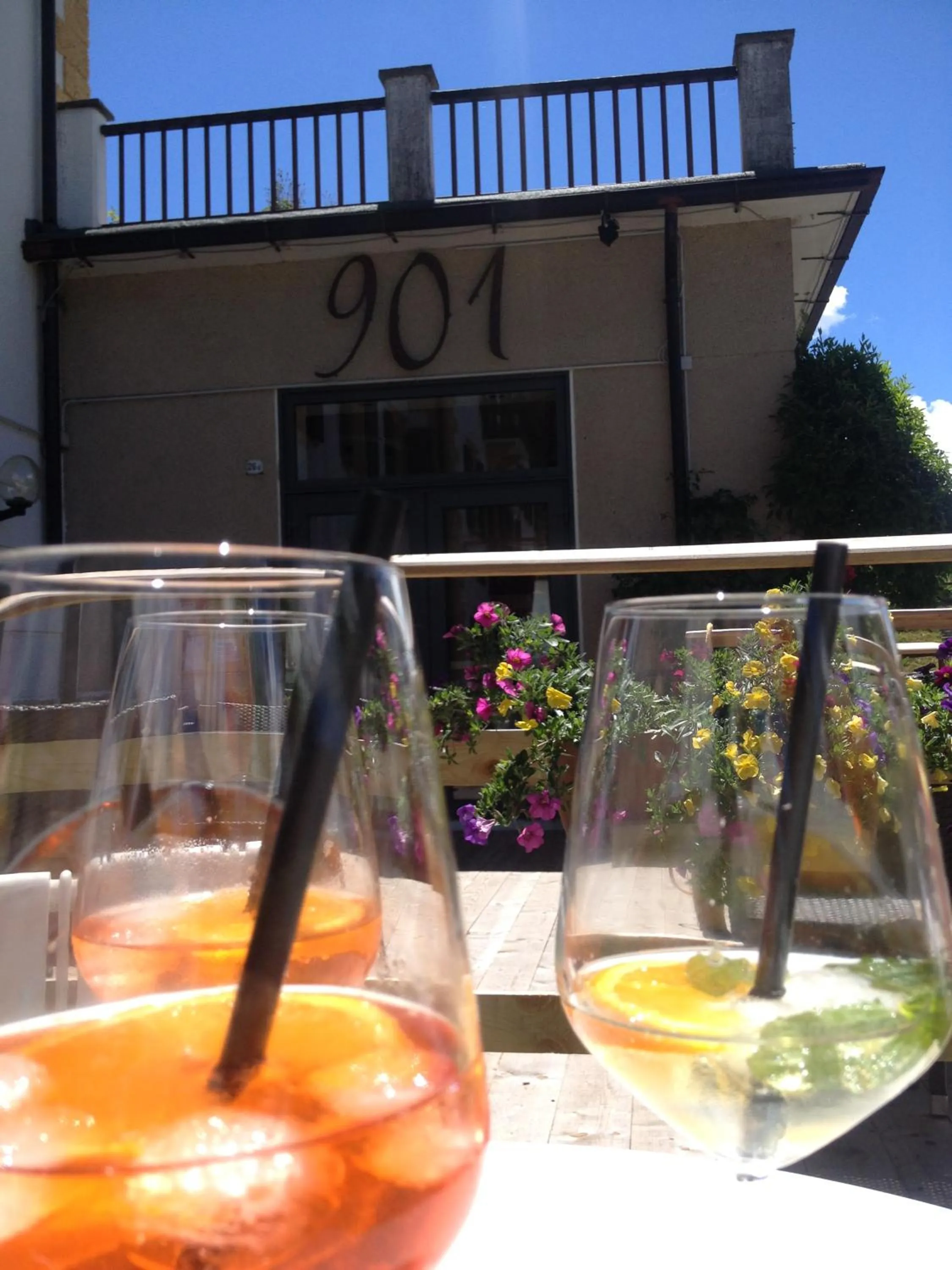 Alcoholic drinks in Hotel du Lac Parc & Residence