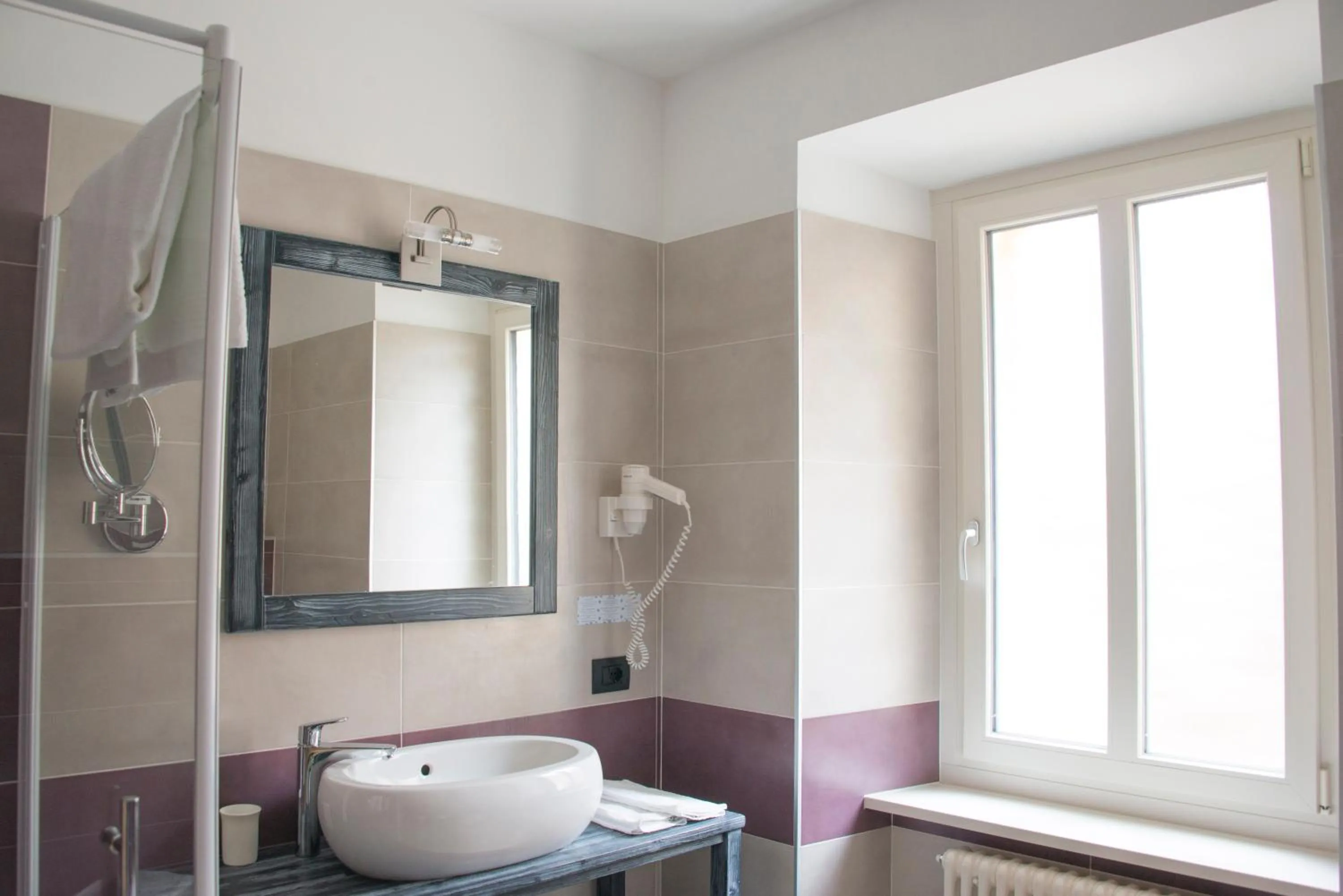 Bathroom in Hotel du Lac Parc & Residence