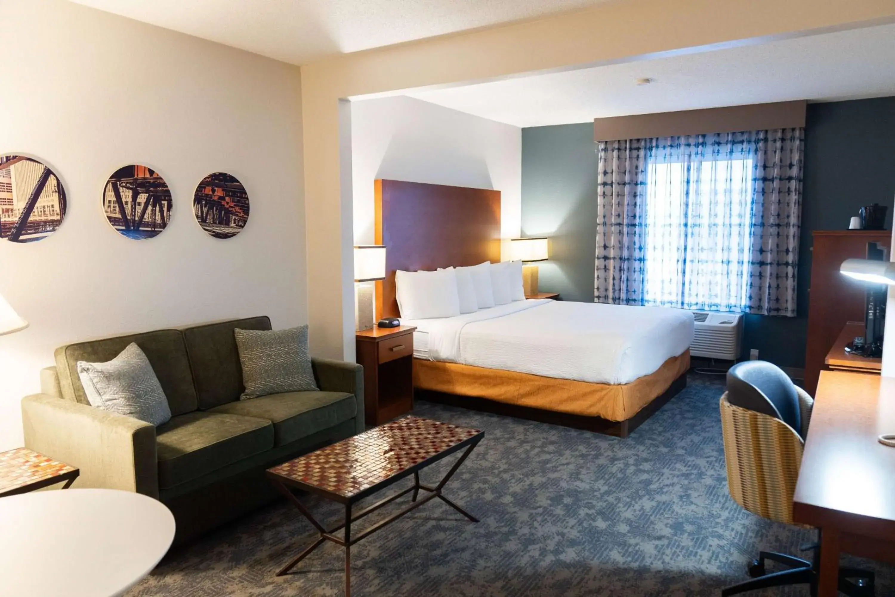 King Room - Disability Access in La Quinta by Wyndham Bannockburn-Deerfield King Room - Disability Access in La Quinta by Wyndham Bannockburn-Deerfield