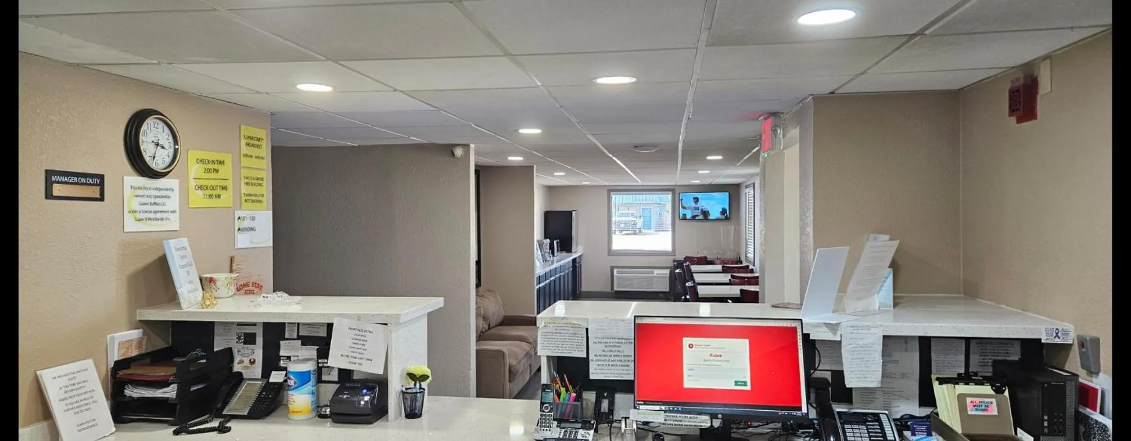 Lobby or reception in Super 8 by Wyndham Buffalo