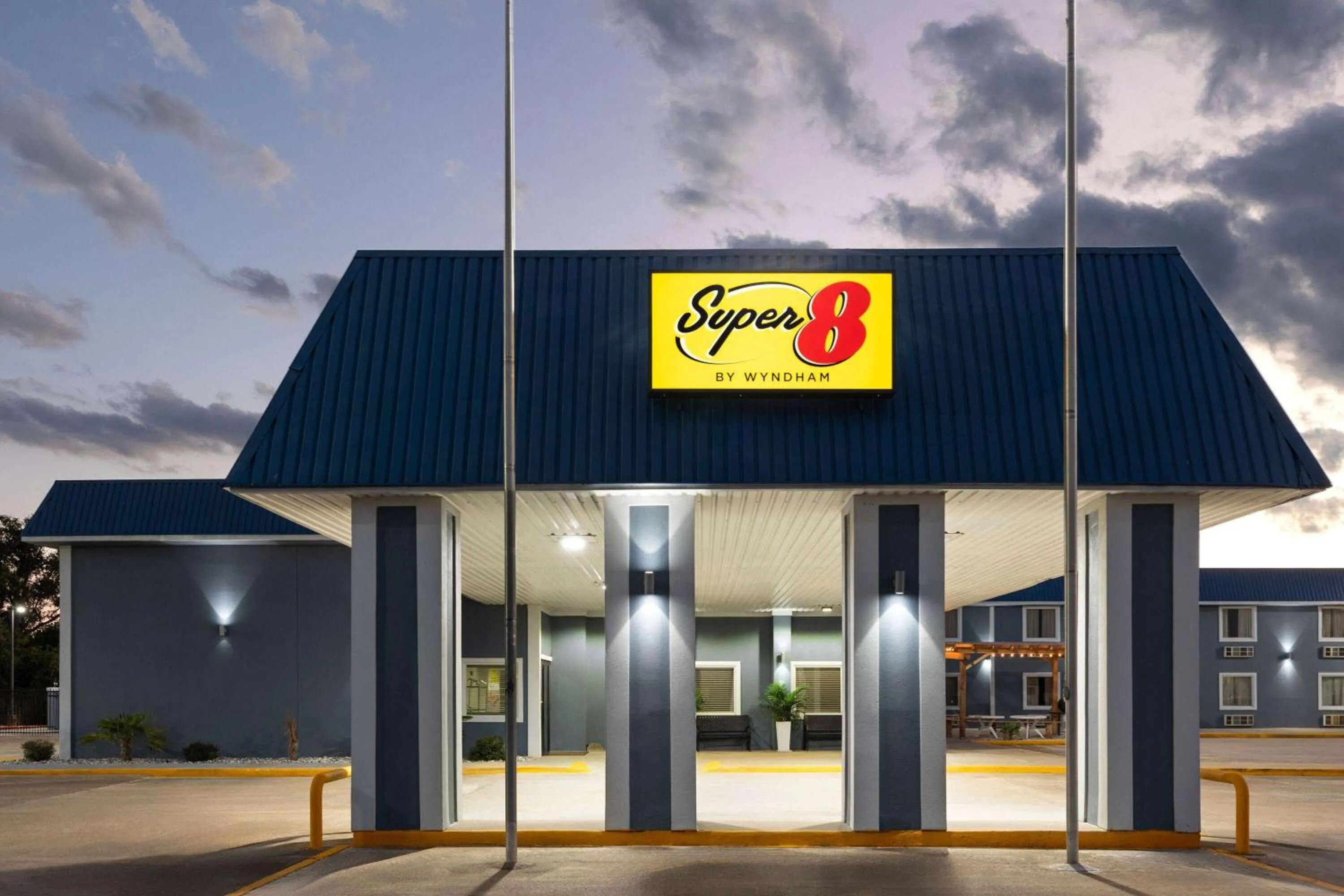 Property building in Super 8 by Wyndham Buffalo