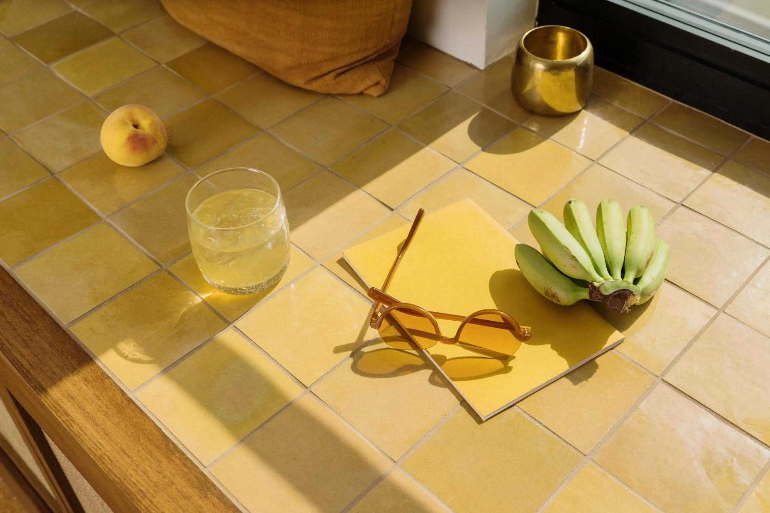 American breakfast in Silver Lake Pool & Inn