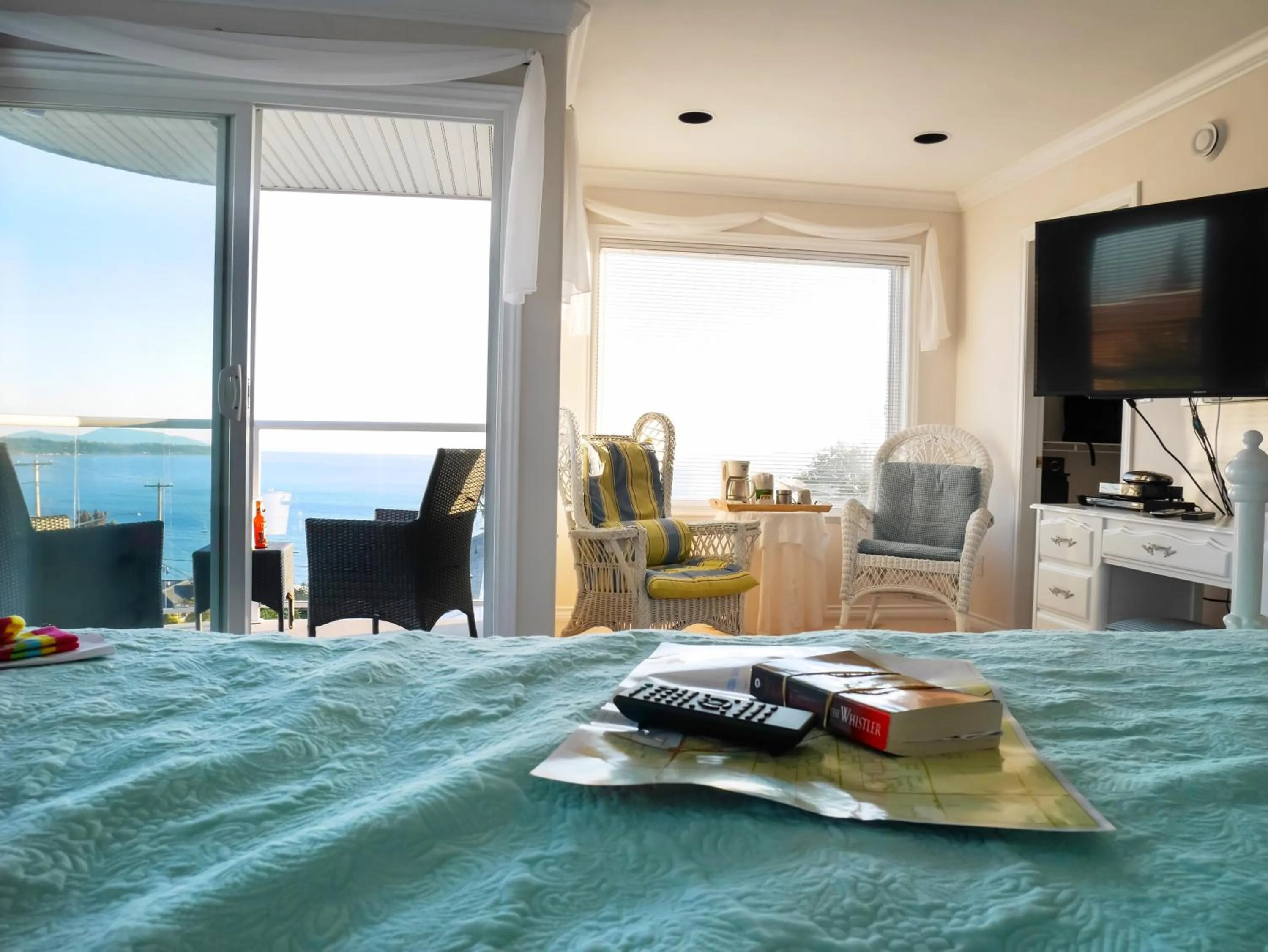 Photo of the whole room in Star of the Sea guest house