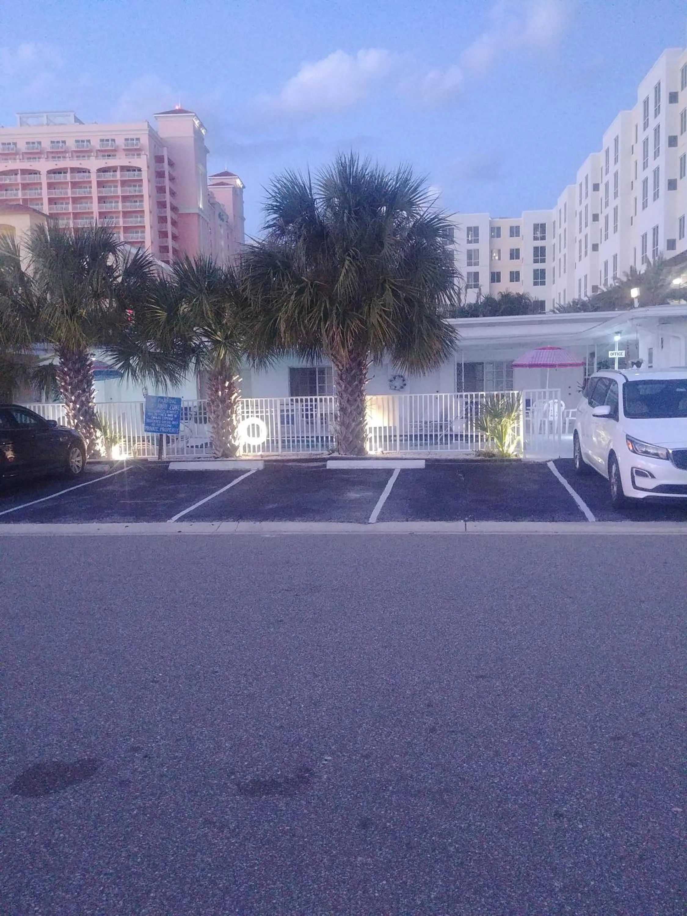 Property building in Tropical Sky Ranch Motel