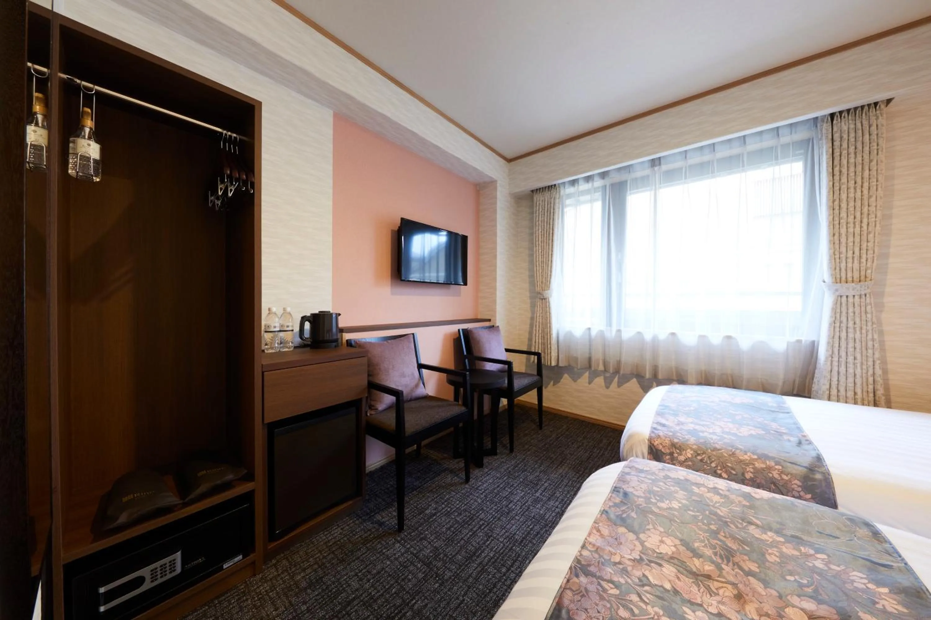 Photo of the whole room, Bed in Rinn Miyagawacho Grande