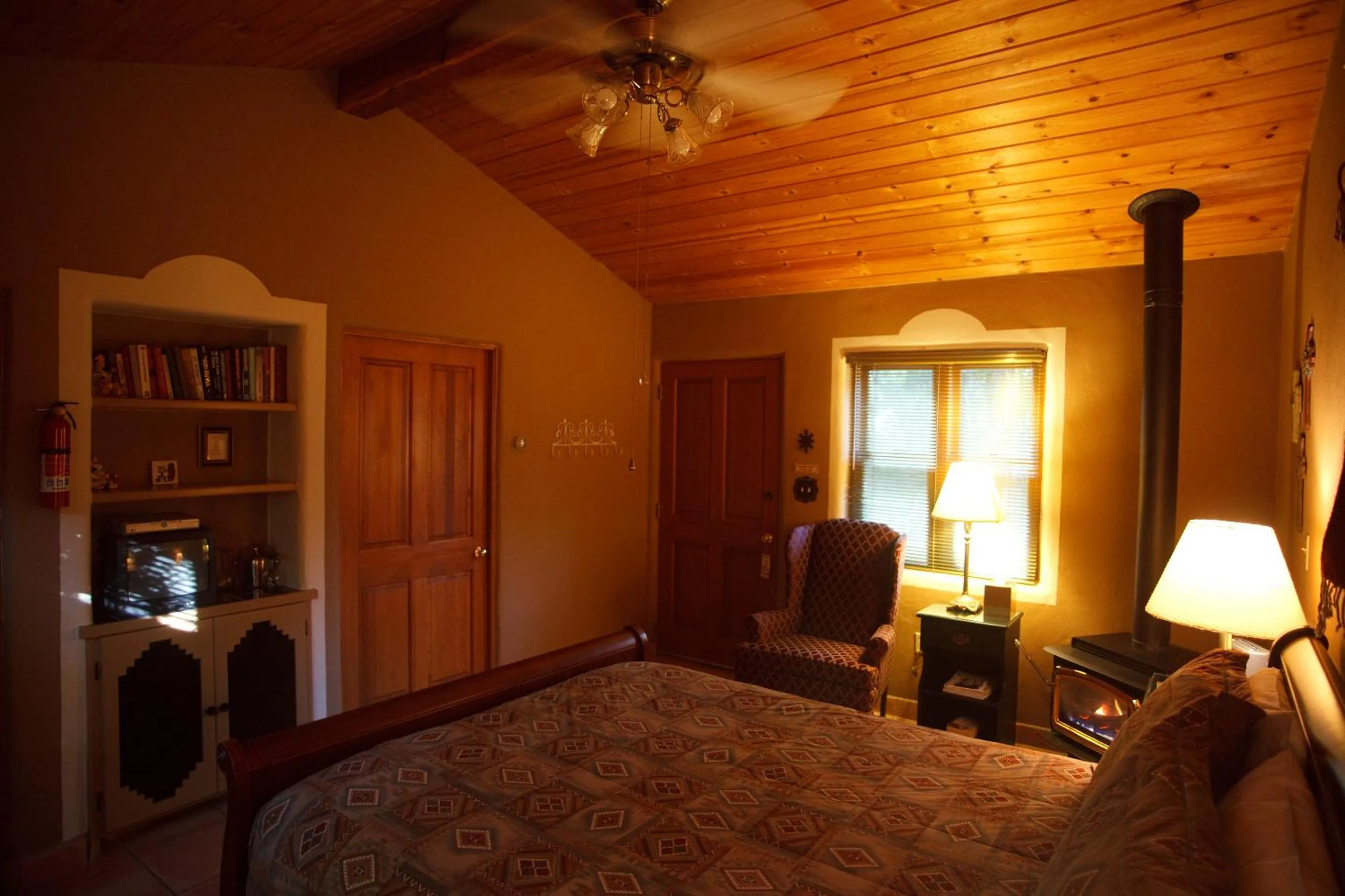 Bedroom, Bed in Dreamcatcher B&B