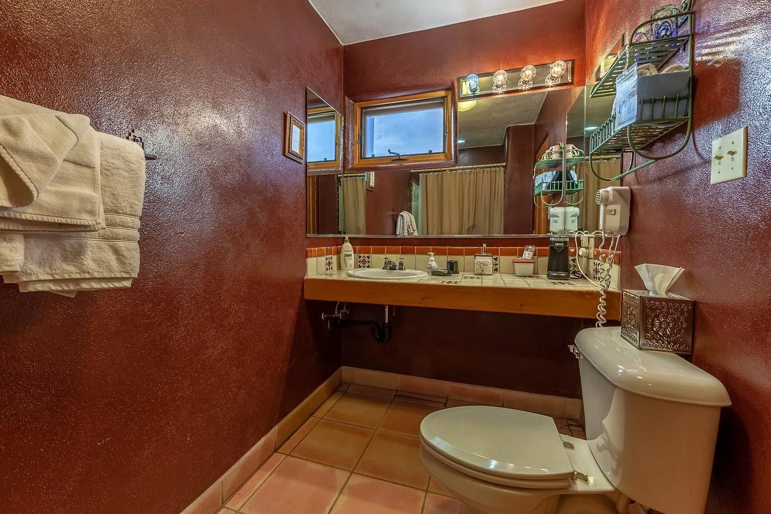 Bathroom in Dreamcatcher B&B