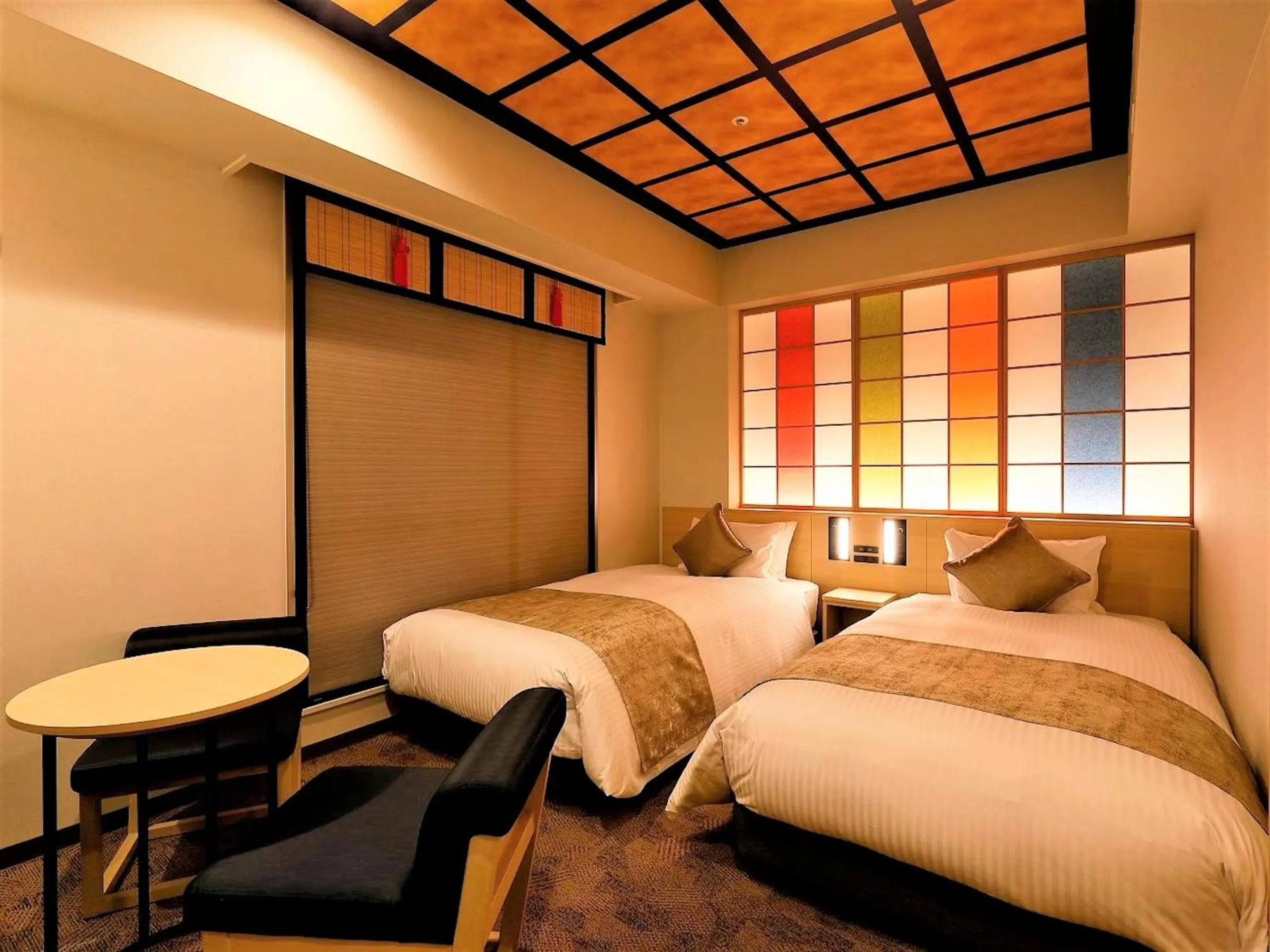 Photo of the whole room, Bed in Daiwa Roynet Hotel KANAZAWA-MIYABI