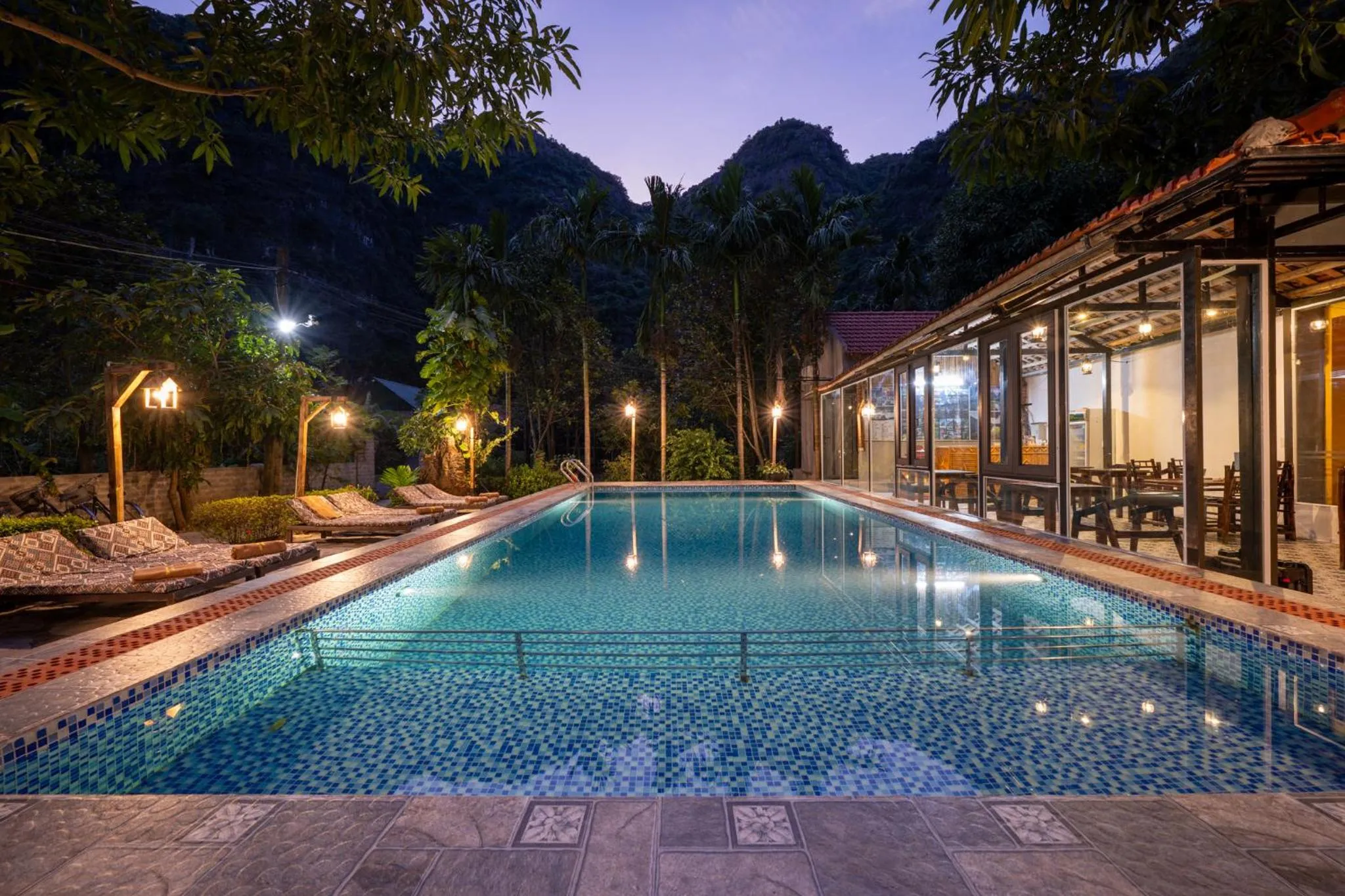 Pool view in Tam Coc Luxury Homestay