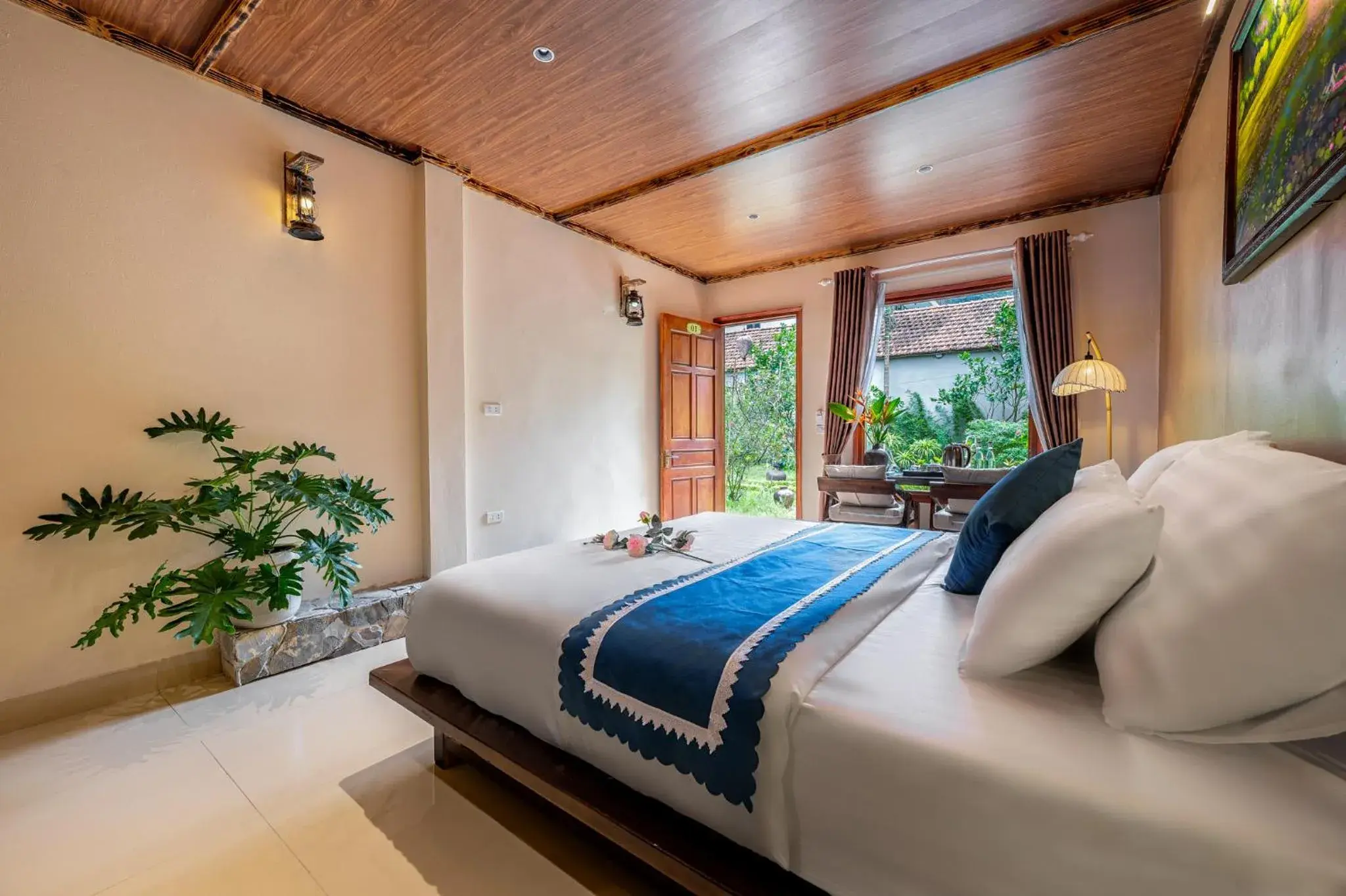 Double Room with Mountain View in Tam Coc Luxury Homestay Double Room with Mountain View in Tam Coc Luxury Homestay