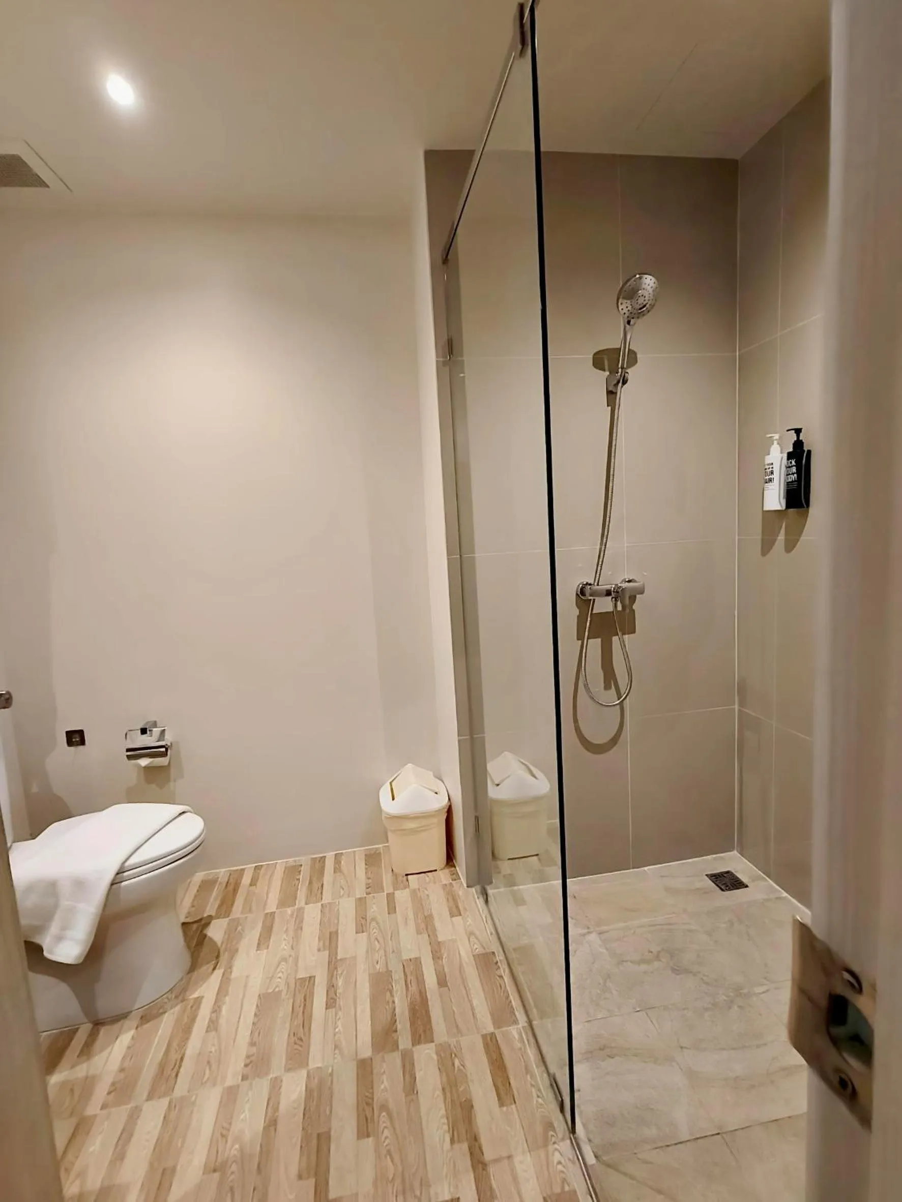 Shower in Beehive Boutique Hotel Phuket